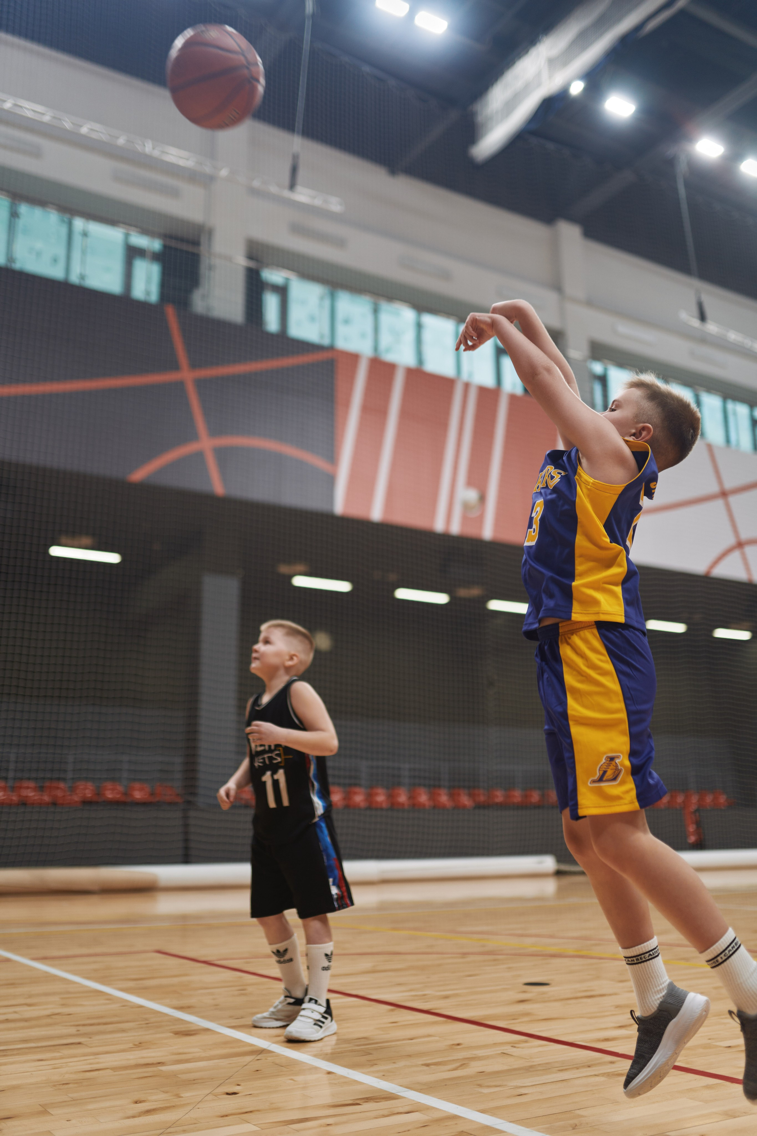 Новогодний баскетбол 2025. Детская лига. Евгений Бреча. Коммерческий и бэкстейдж фотограф в Москве