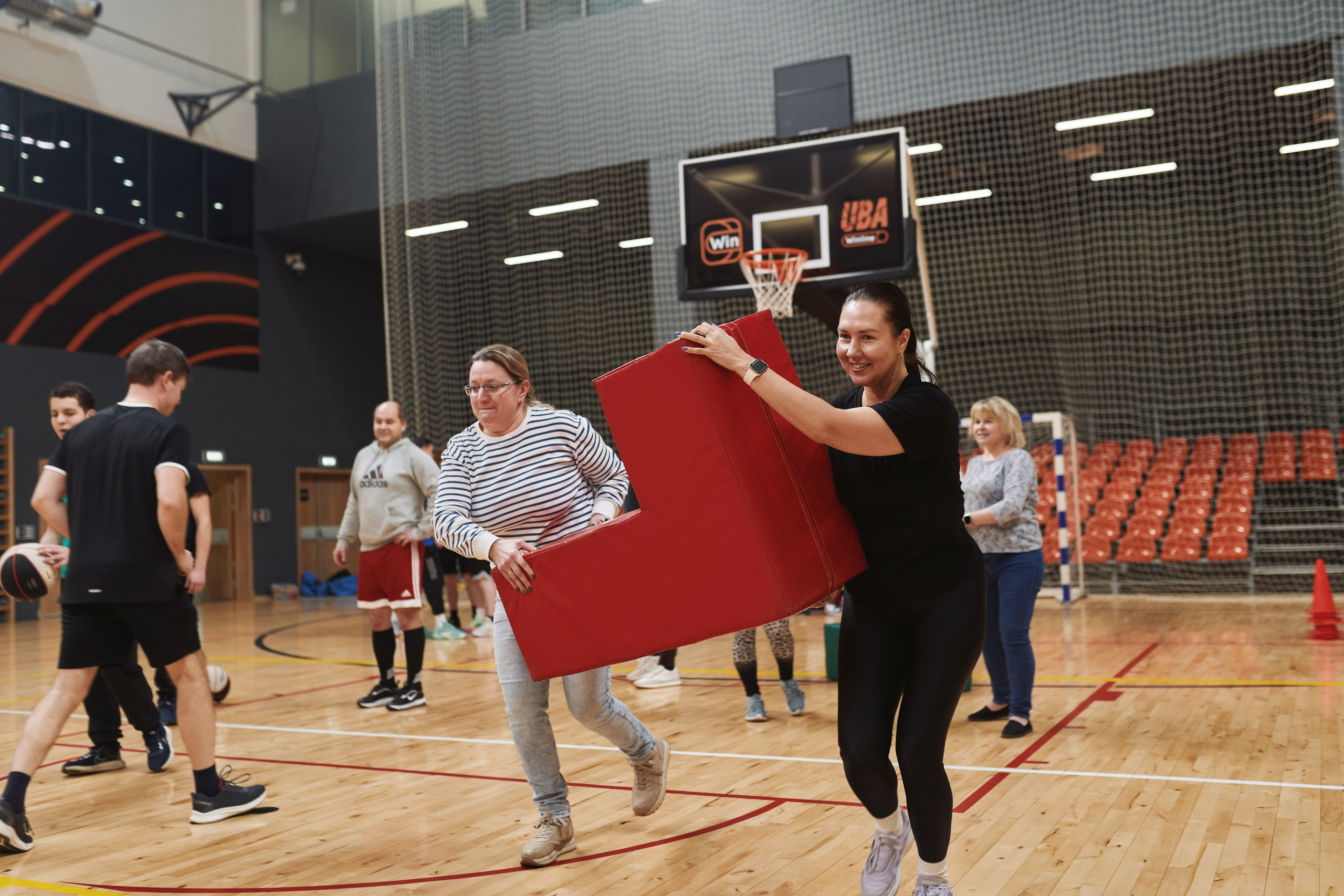 Новогодний баскетбол 2025. Детская лига. Евгений Бреча. Коммерческий и бэкстейдж фотограф в Москве
