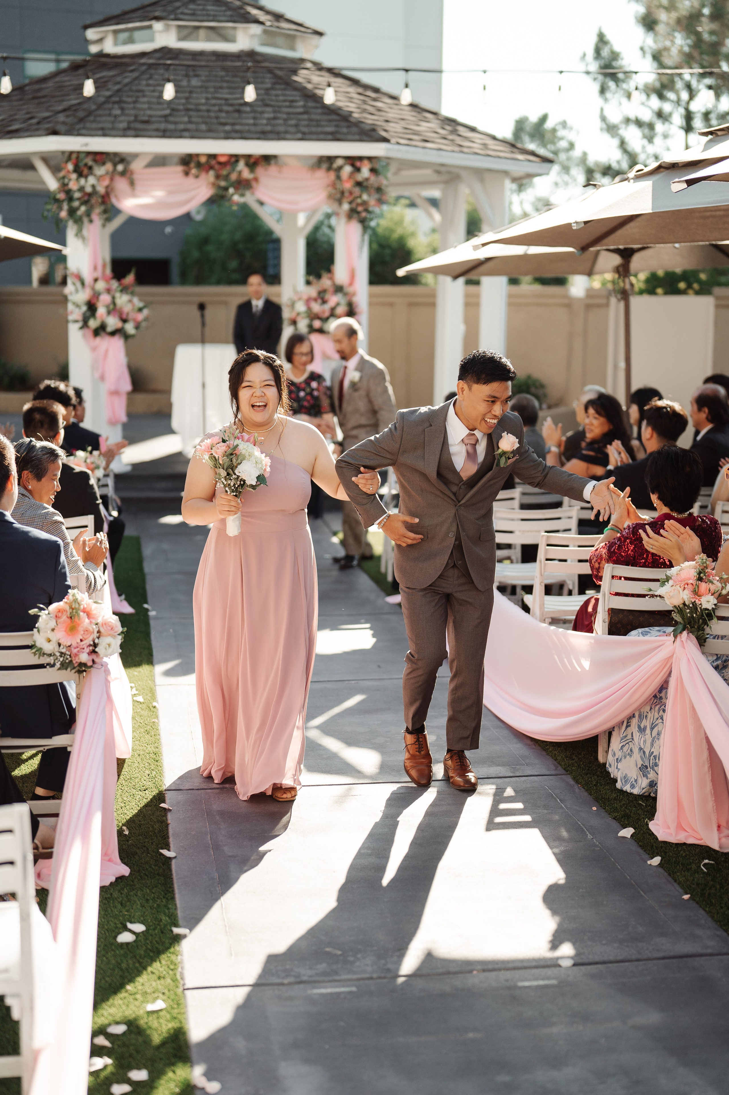 2025-08-16_AndreaChristopher. Ретушер Зенькевич Света