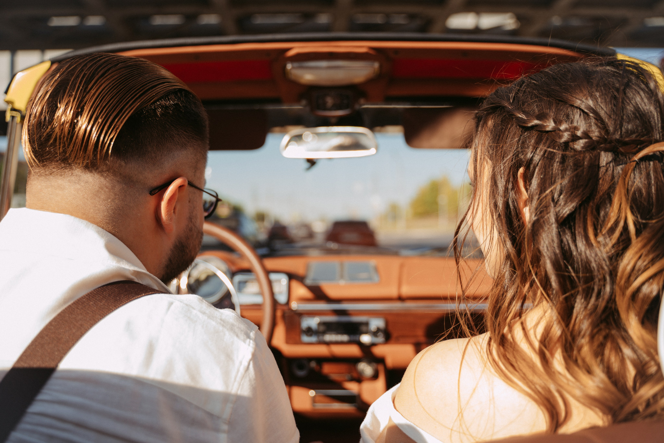 Эльвира и Яков. Главная