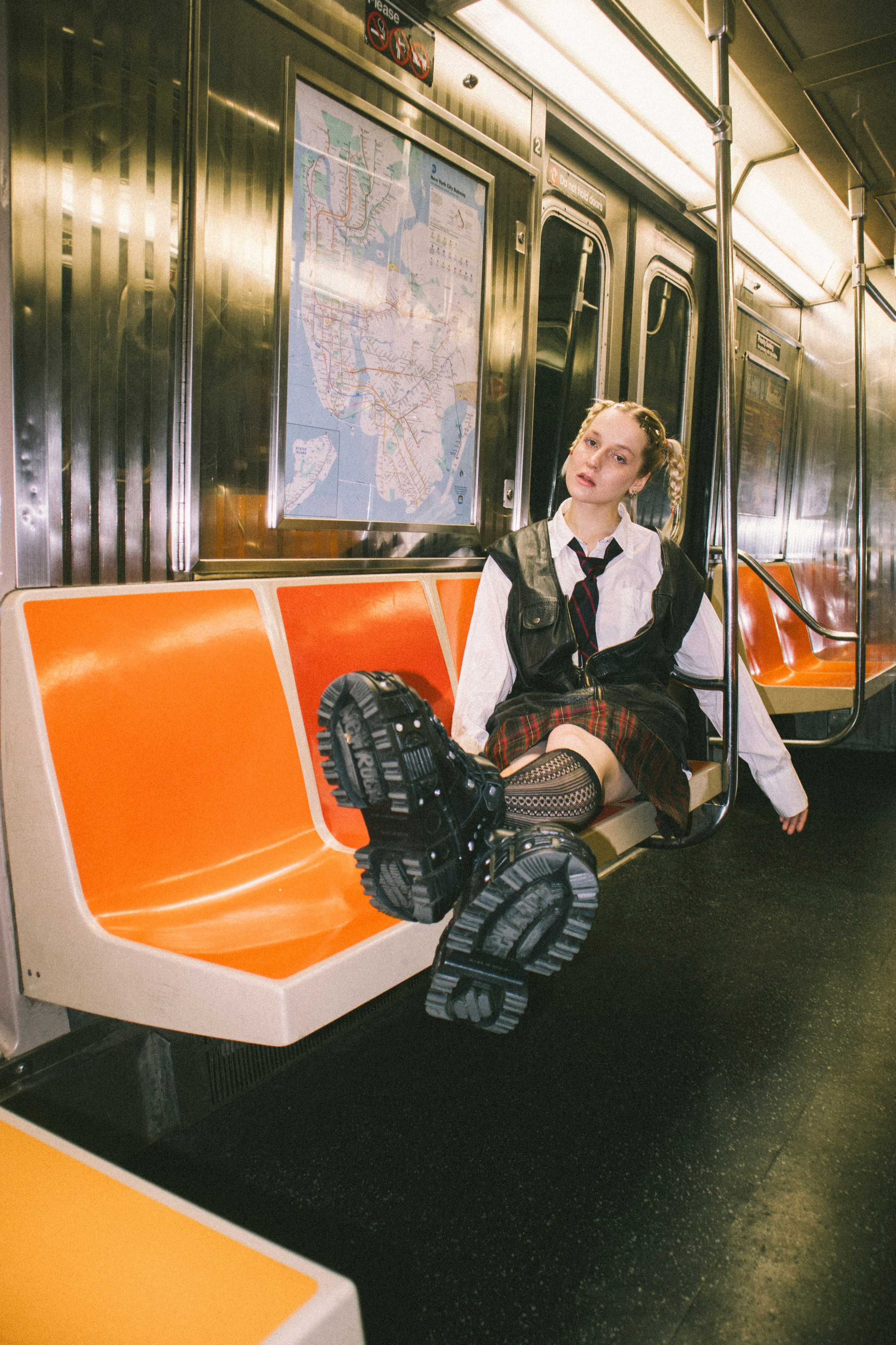 STREET PORTRAITS. NYC CREATIVE PHOTO/VIDEO PRODUCTION