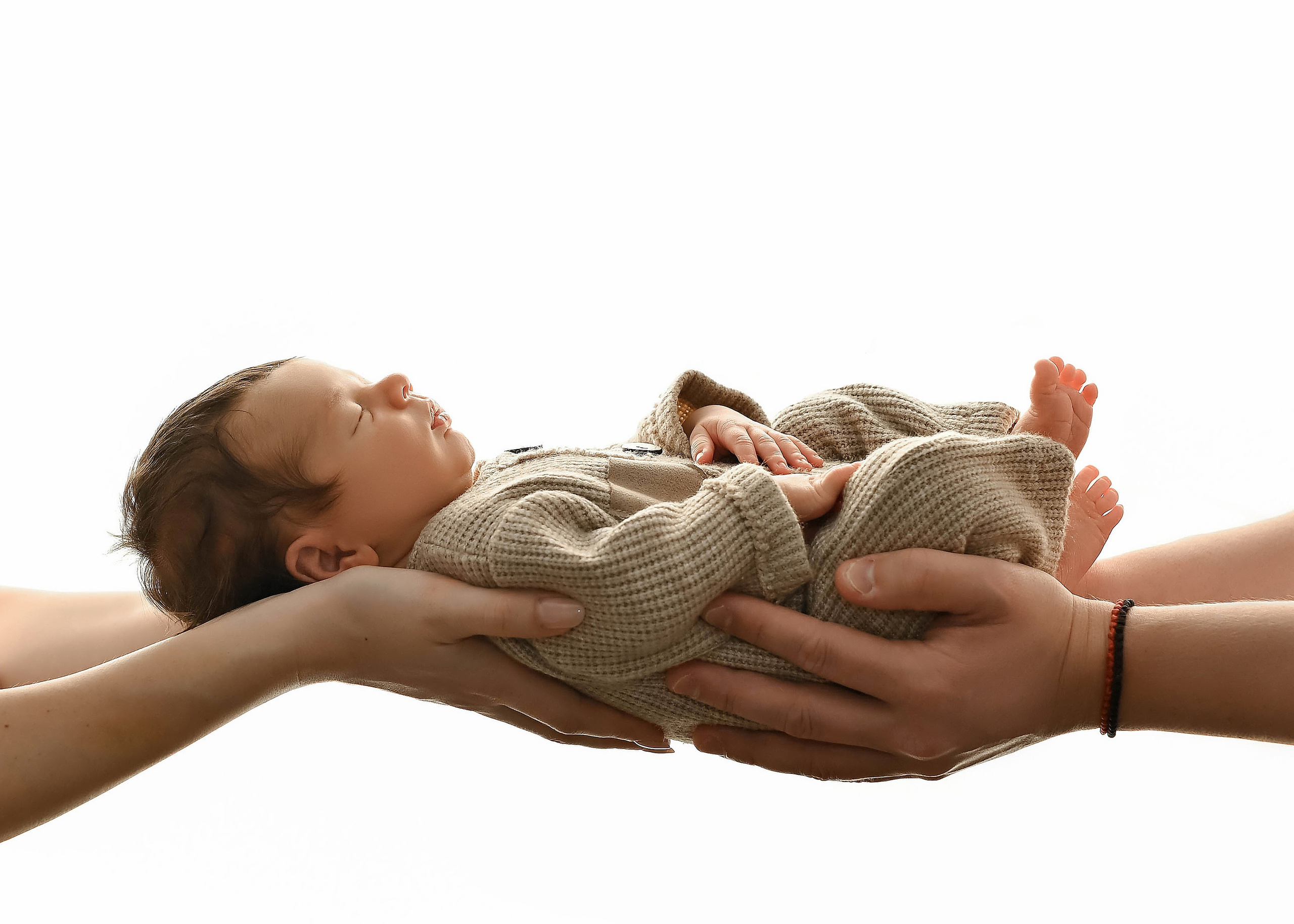 Лайфстайл с элементами ньюборн. Фотограф новорождённых малышей в Краснодаре Татьяна Нагорная