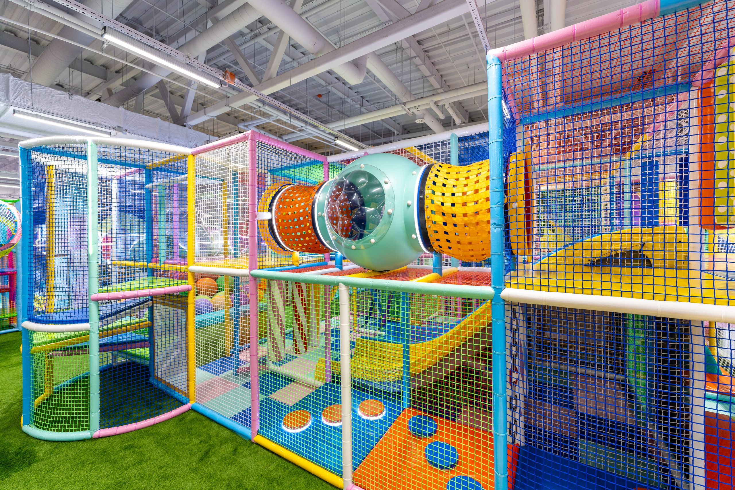 Парк развлечений Joki Joya Лефортово. Интерьерный фотограф Александра Солдатова