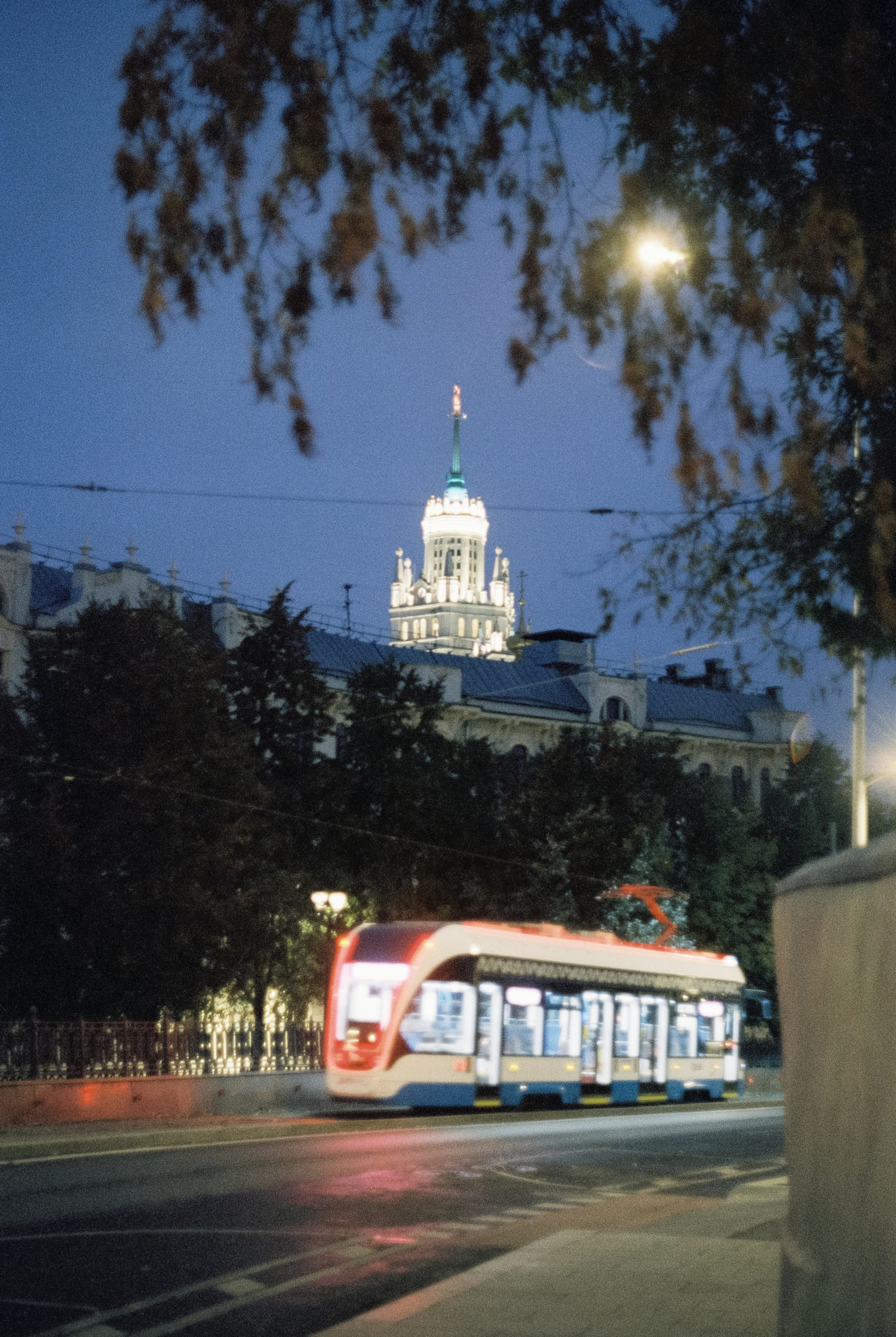 Москва вечером на пленку