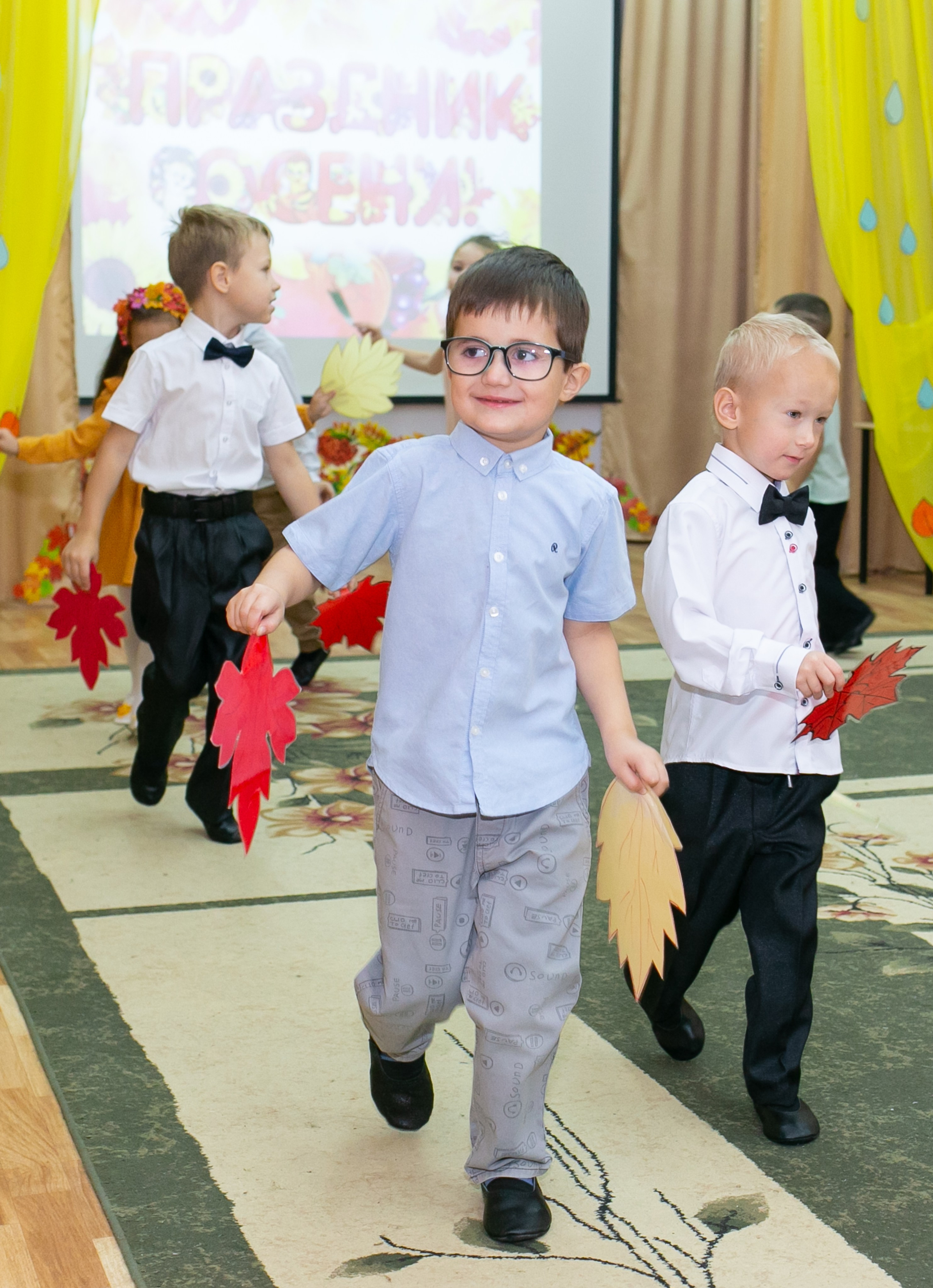 Выпускные и Утренники. Фотограф новорожденных и семейный фотограф НСО г. Бердск Марина Львова