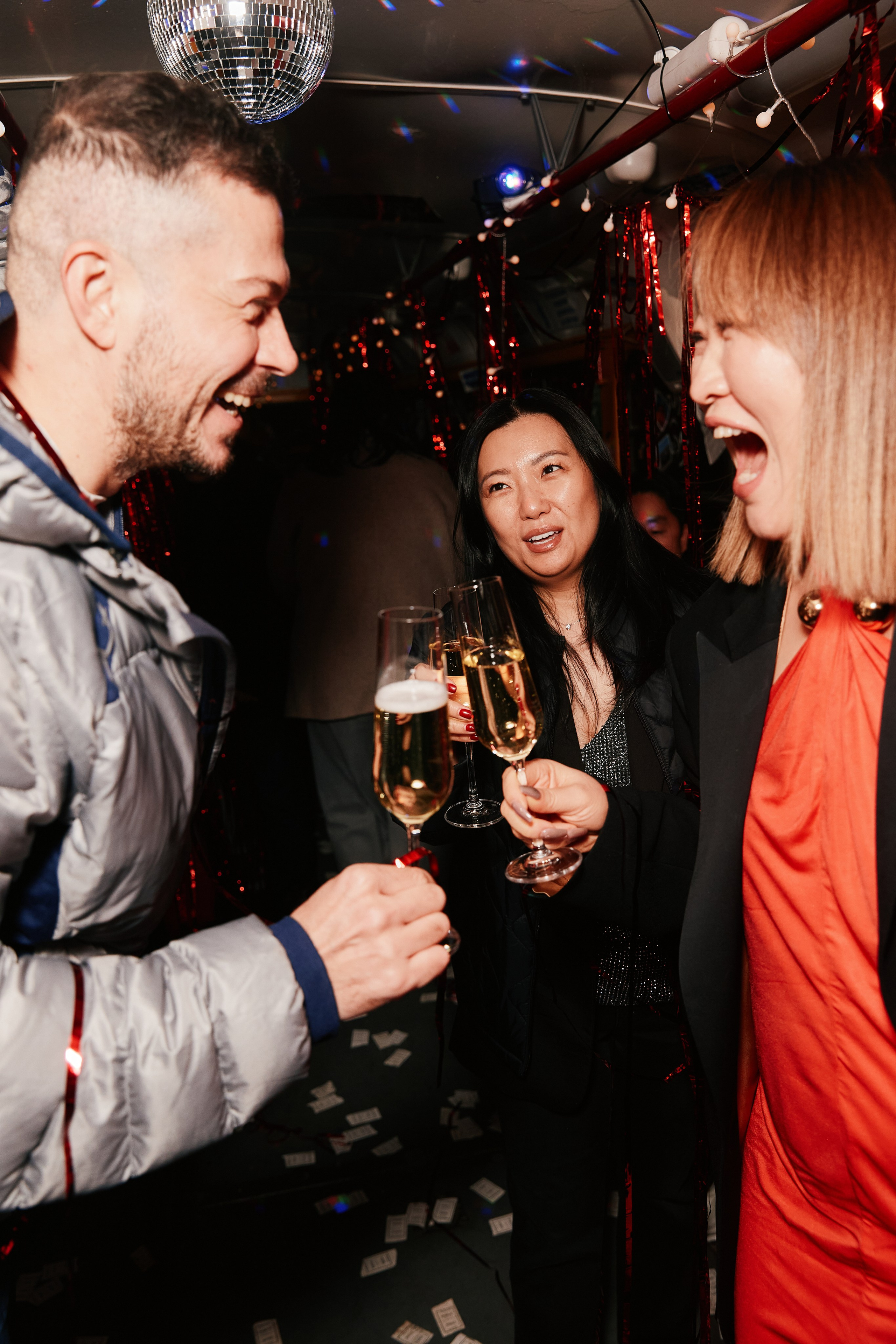 Tram 35 30.11. Свадебный репортажный фотограф краснодар максим дремов дрёмов фотосессия студия цена
