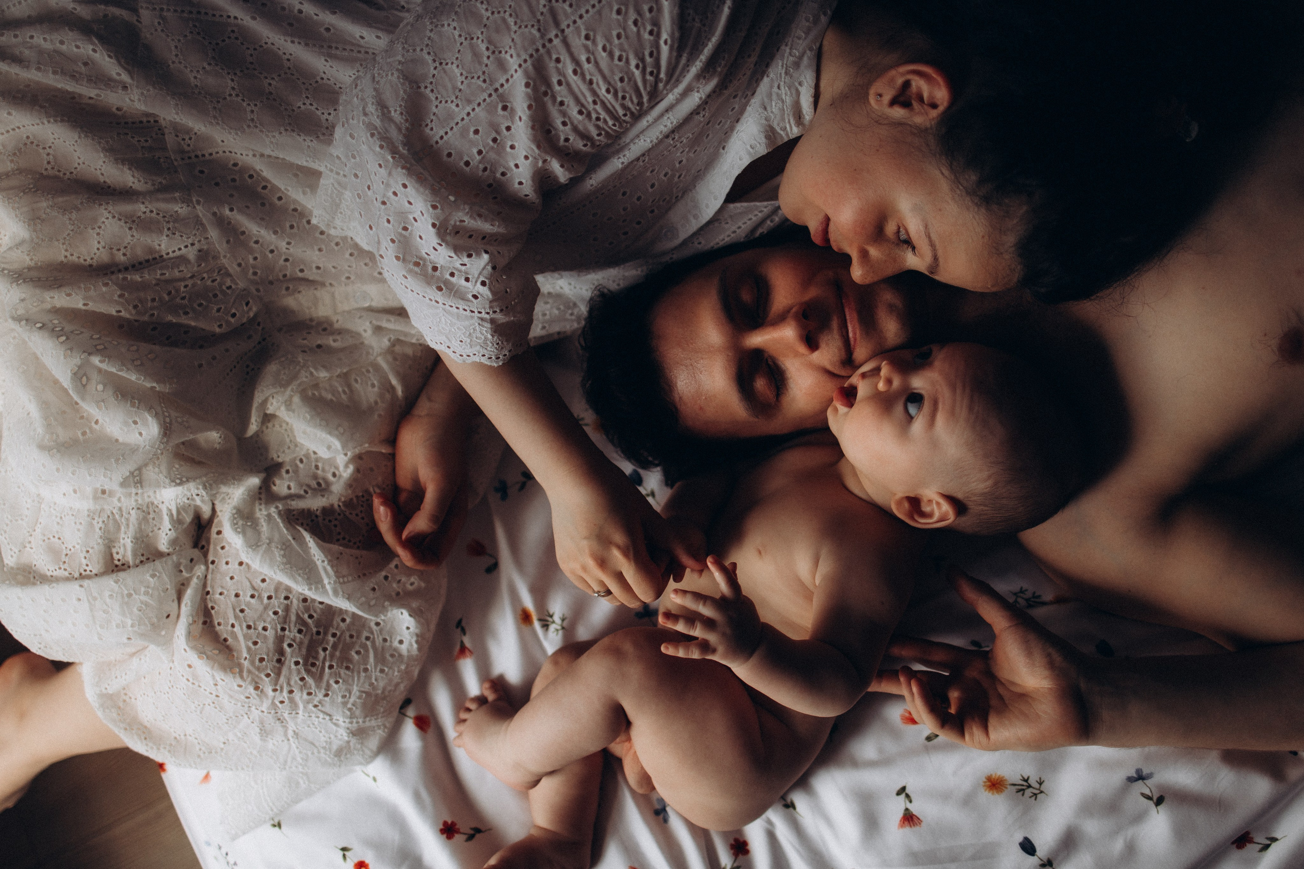 Семейная фотосессия с новорожденным. Семейный фотограф в Москве и Люберцах Юлия Гуськова