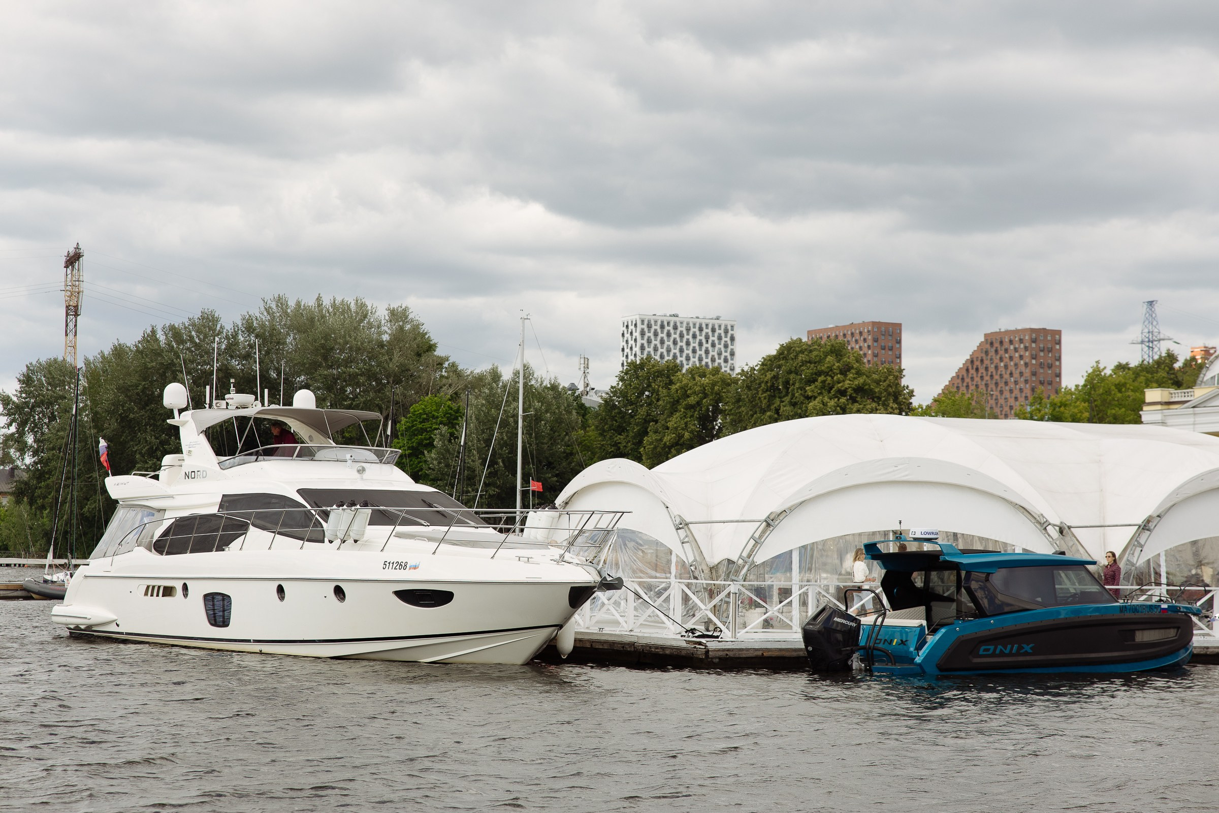 Выставка яхт и катеров. Ryal Yacht Club. Фотограф в Москве