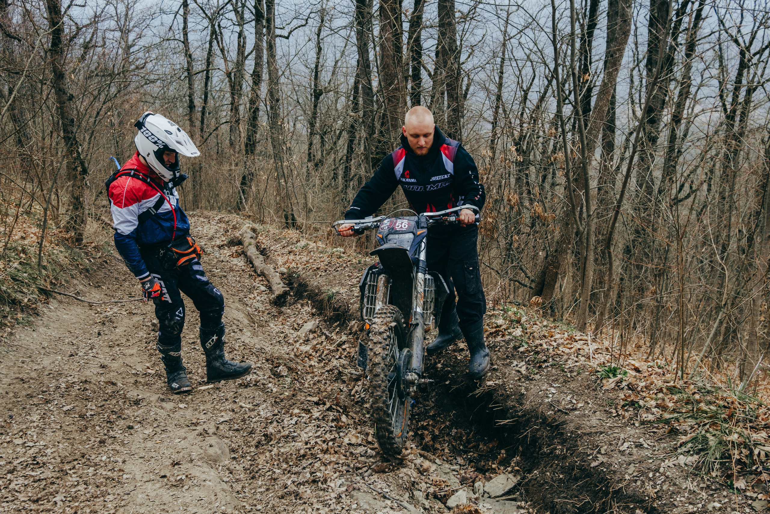 Съемка для Sharmax Moto в Горячем Ключе. Свадебный фотограф Денис Ожигин в Краснодаре и крае. Эмоциональная и стильная съемка вашего дня