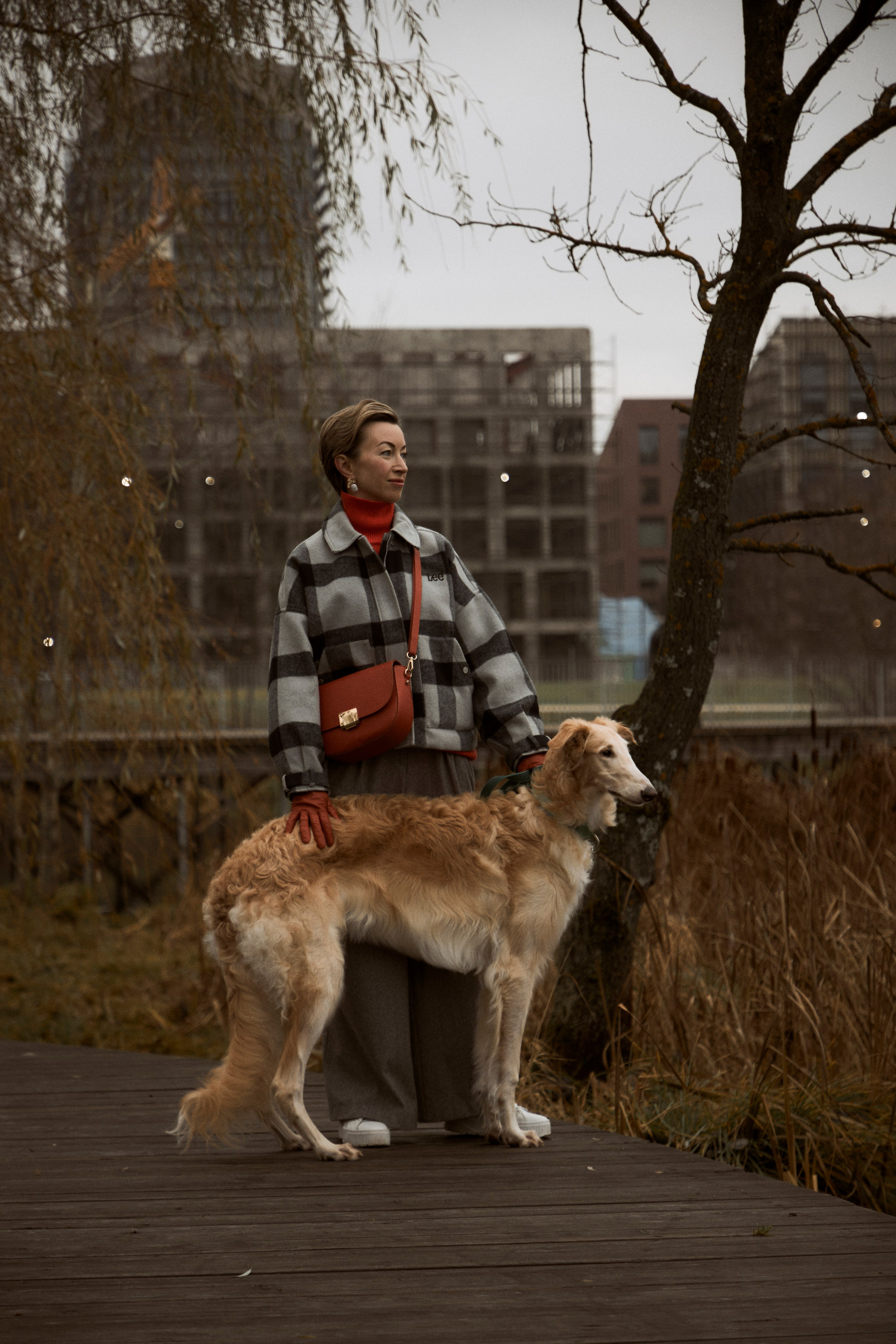 Фотосессия в сколковском парке с собакой. Анна Потявина. Фотограф Москва