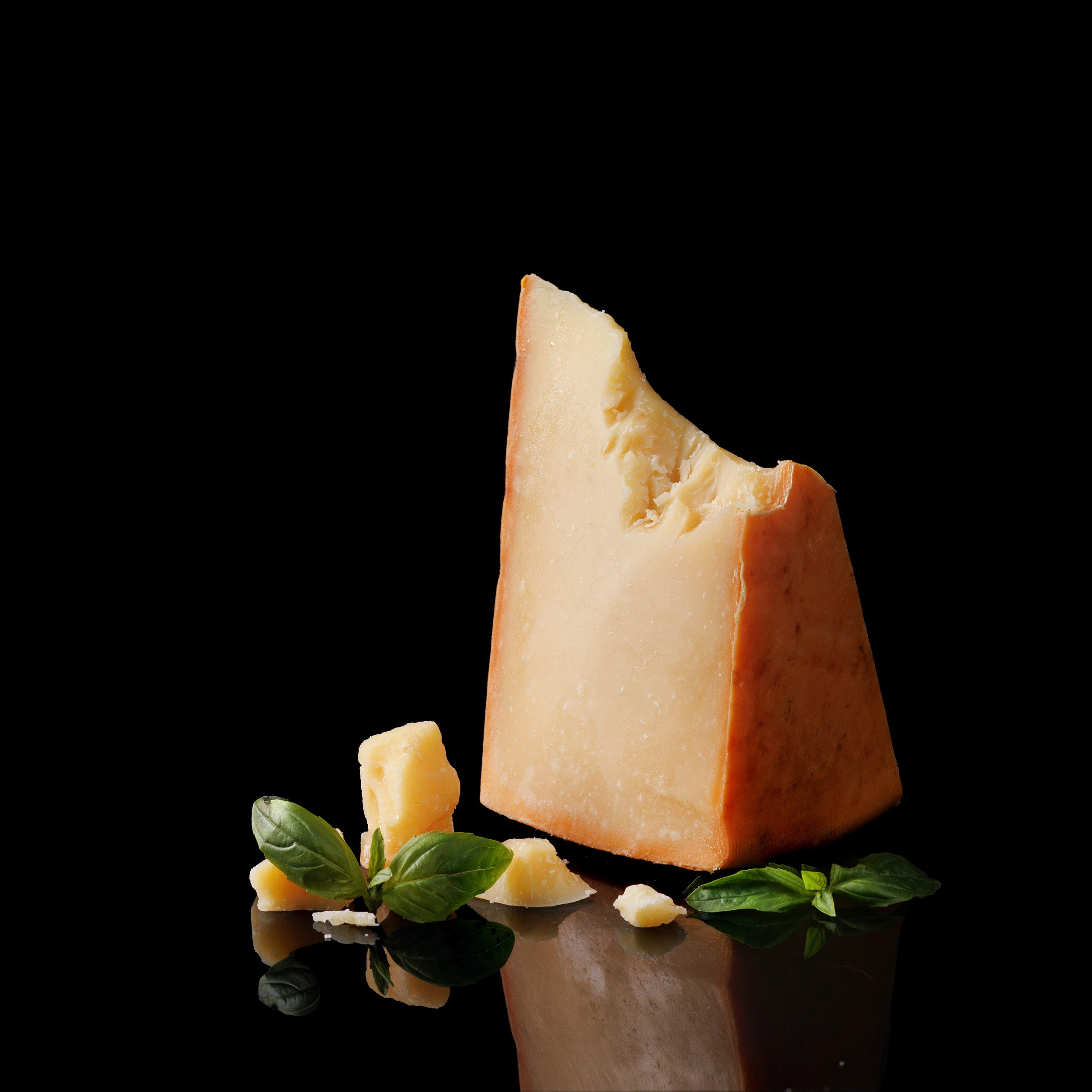 Каталог Сыры. Фуд и предметный фотограф Гришина Ольга