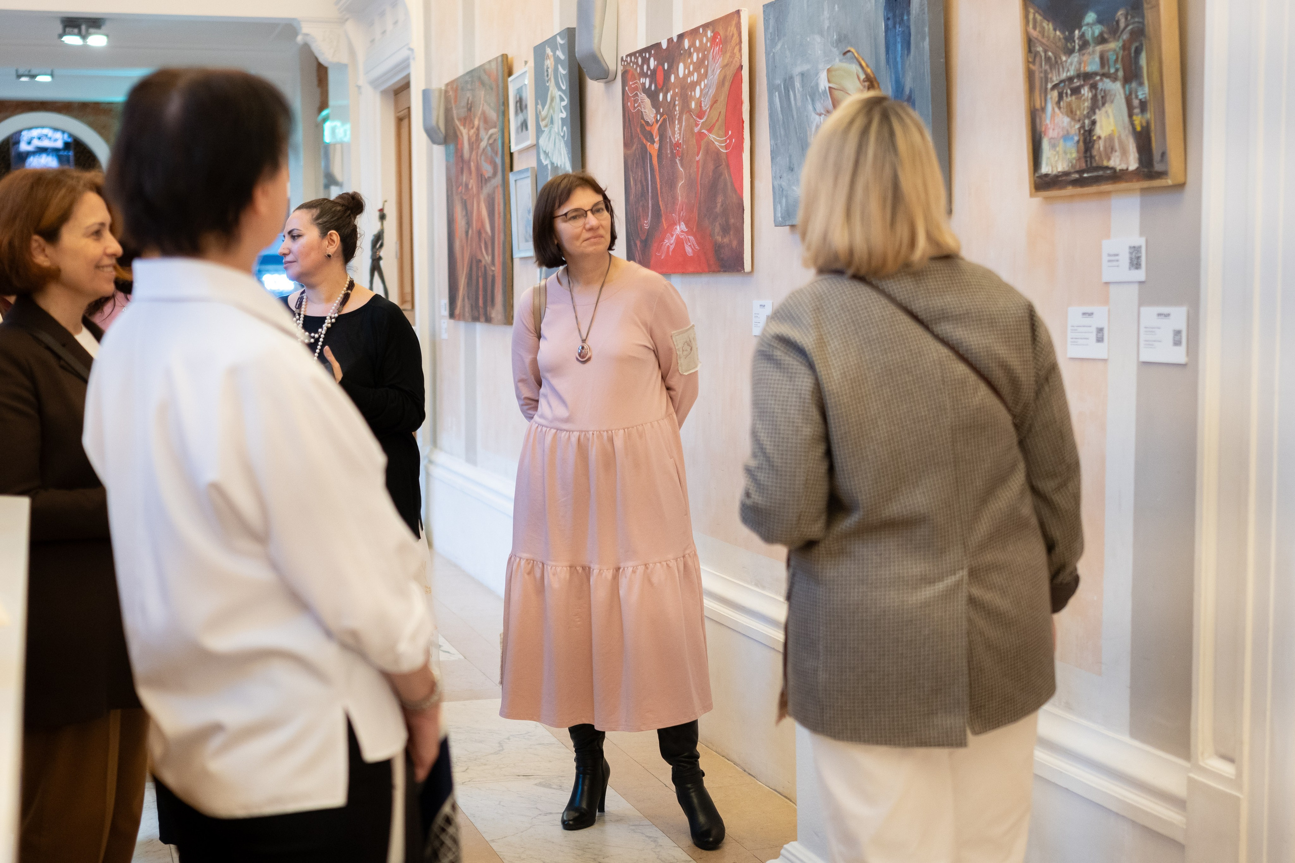 Выставка «Мы и Майя» — экскурсия и дегустационный ужин. Фотограф и видеограф в Москве Анна Матюхина