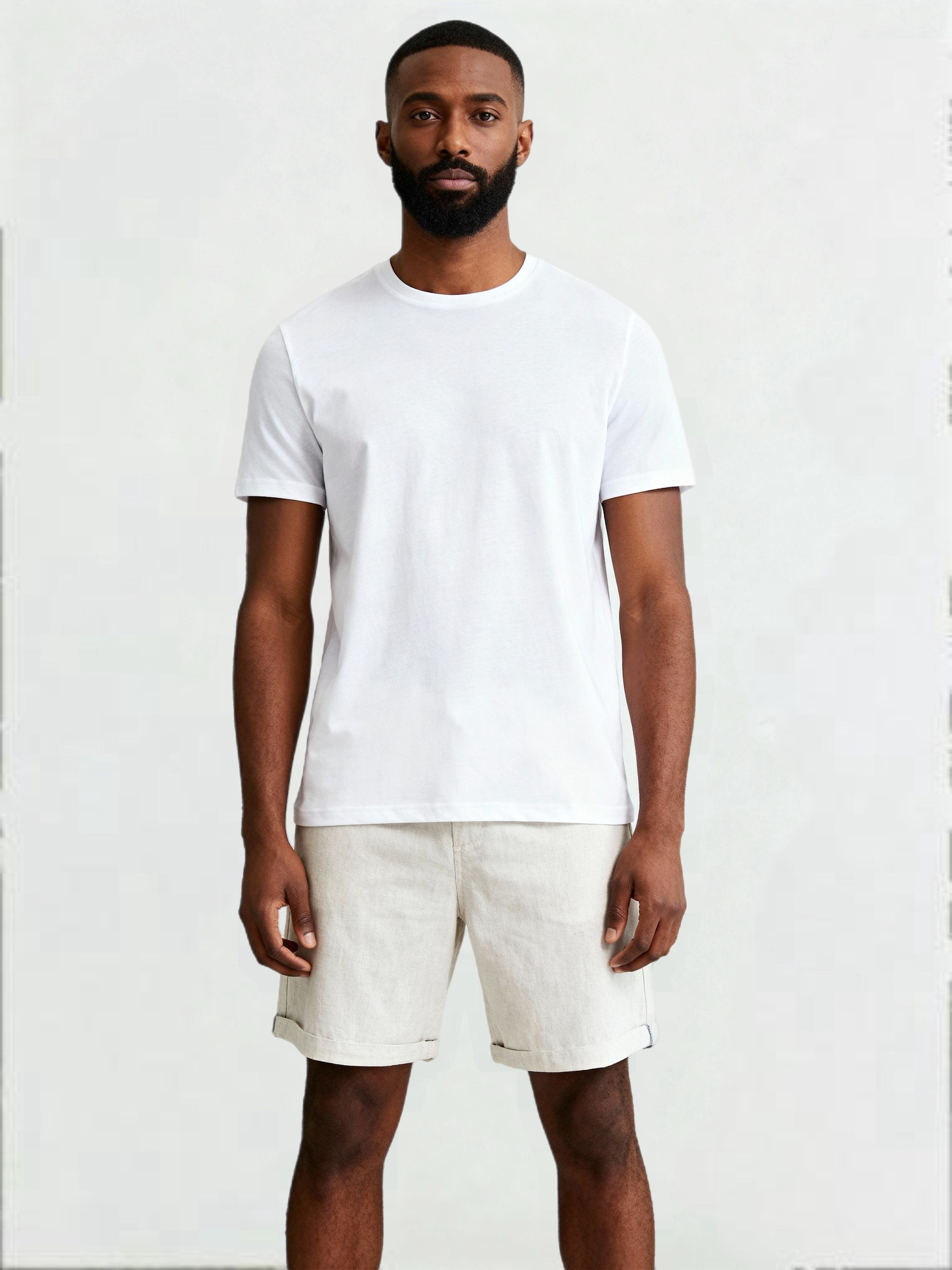 Мужчины. Продающий контент для маркетплейсов и e-commerce «под ключ»