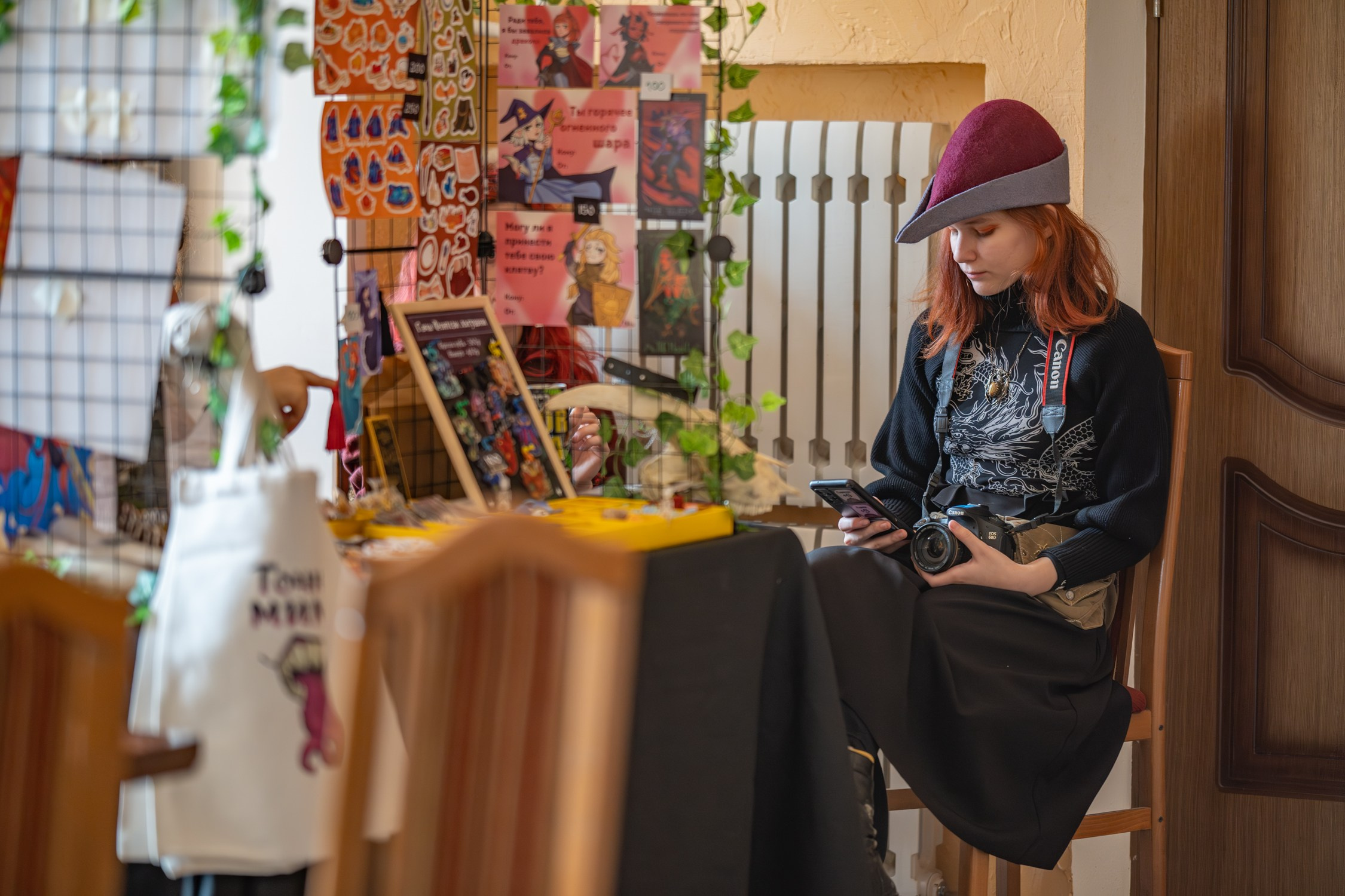 Мантикон IV (2024). Фотографирует красивое Денис Горностаев