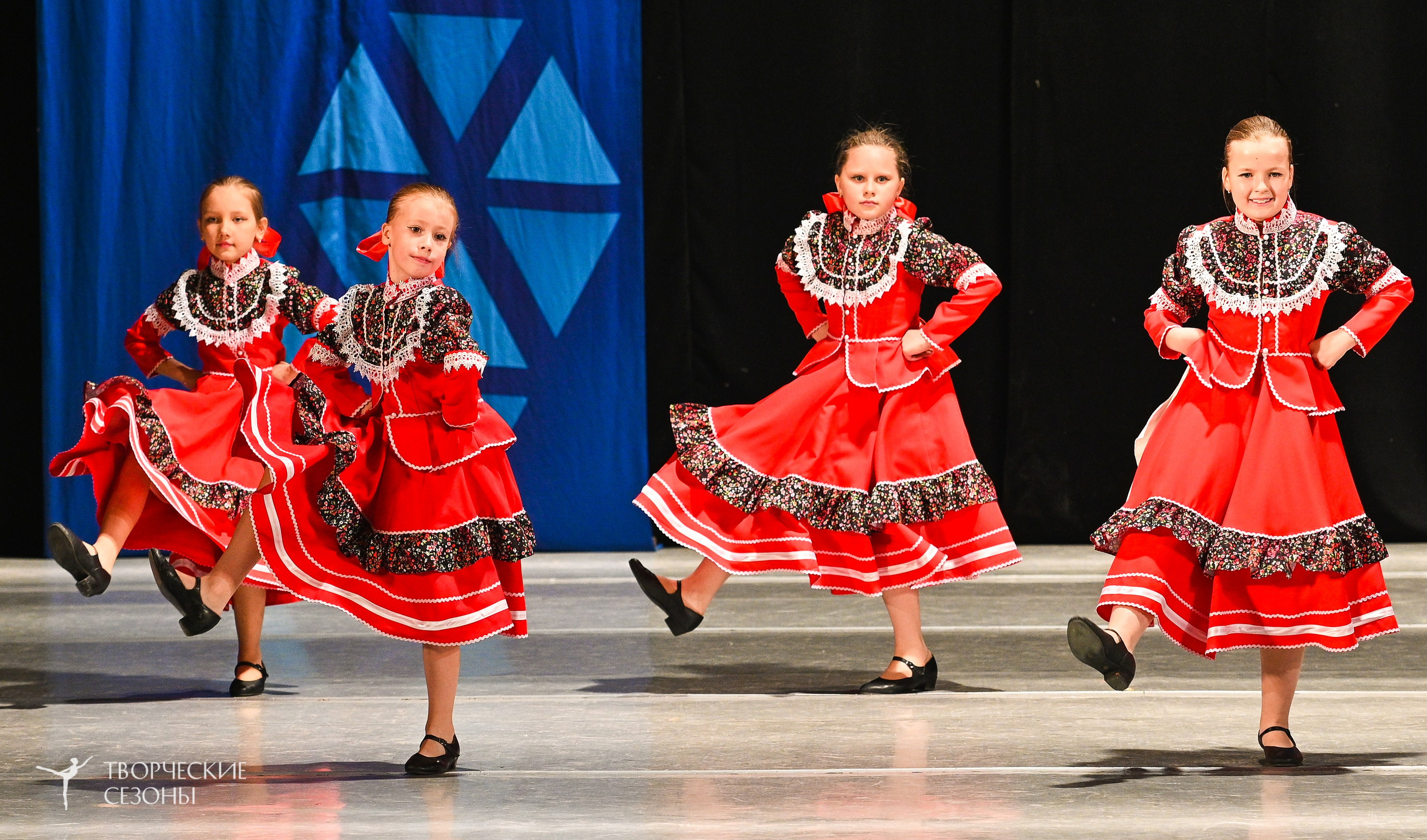 22.11.2025 IV Всероссийский хореографический фестиваль «Россия танцует на Волге». Медиастудия Фото Концепт