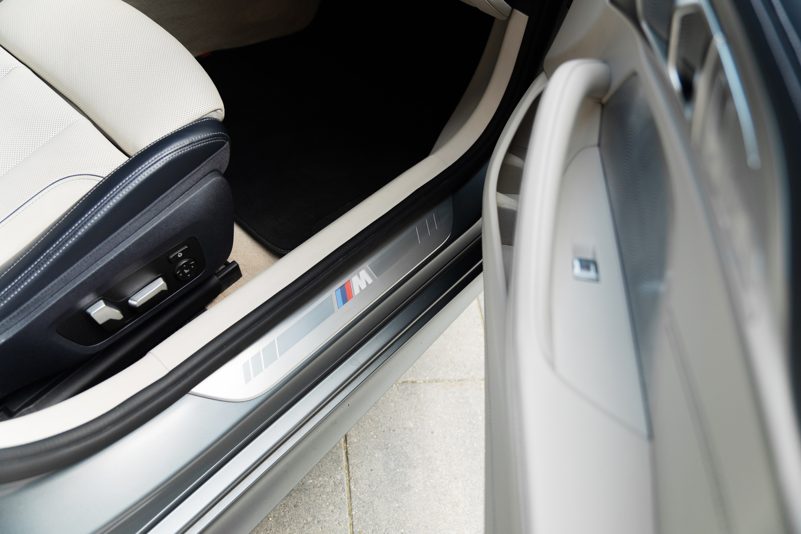 BMW 840d для продажи. Автомобильный фотограф Светлана Усова