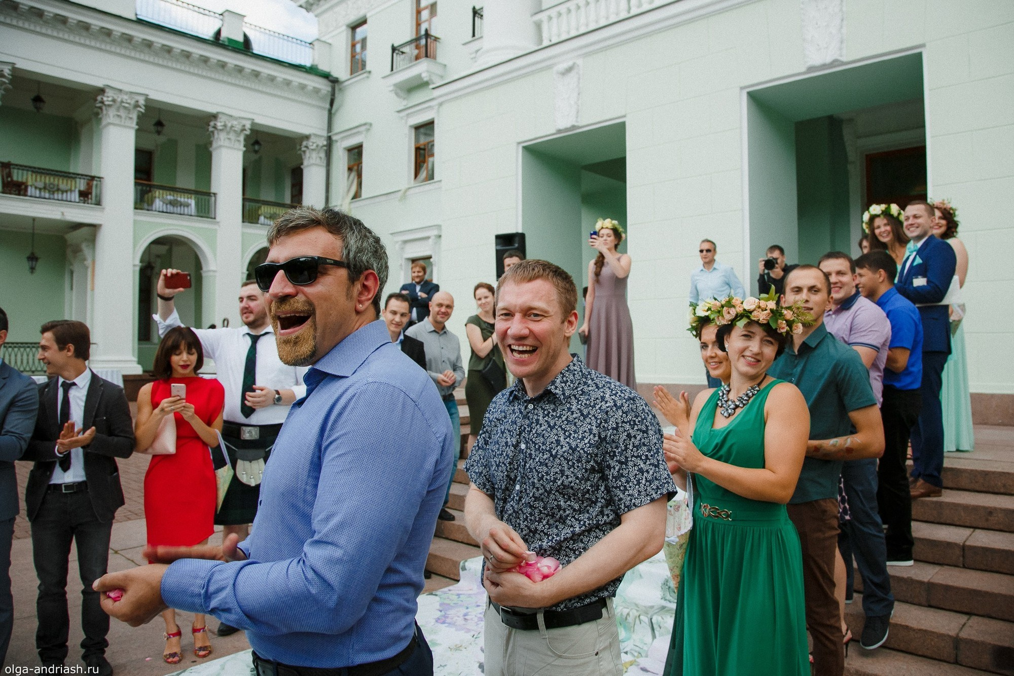 Вечерняя выездная регистрация. Семейный, портретный и свадебный фотограф в Санкт-Петербурге и Москве