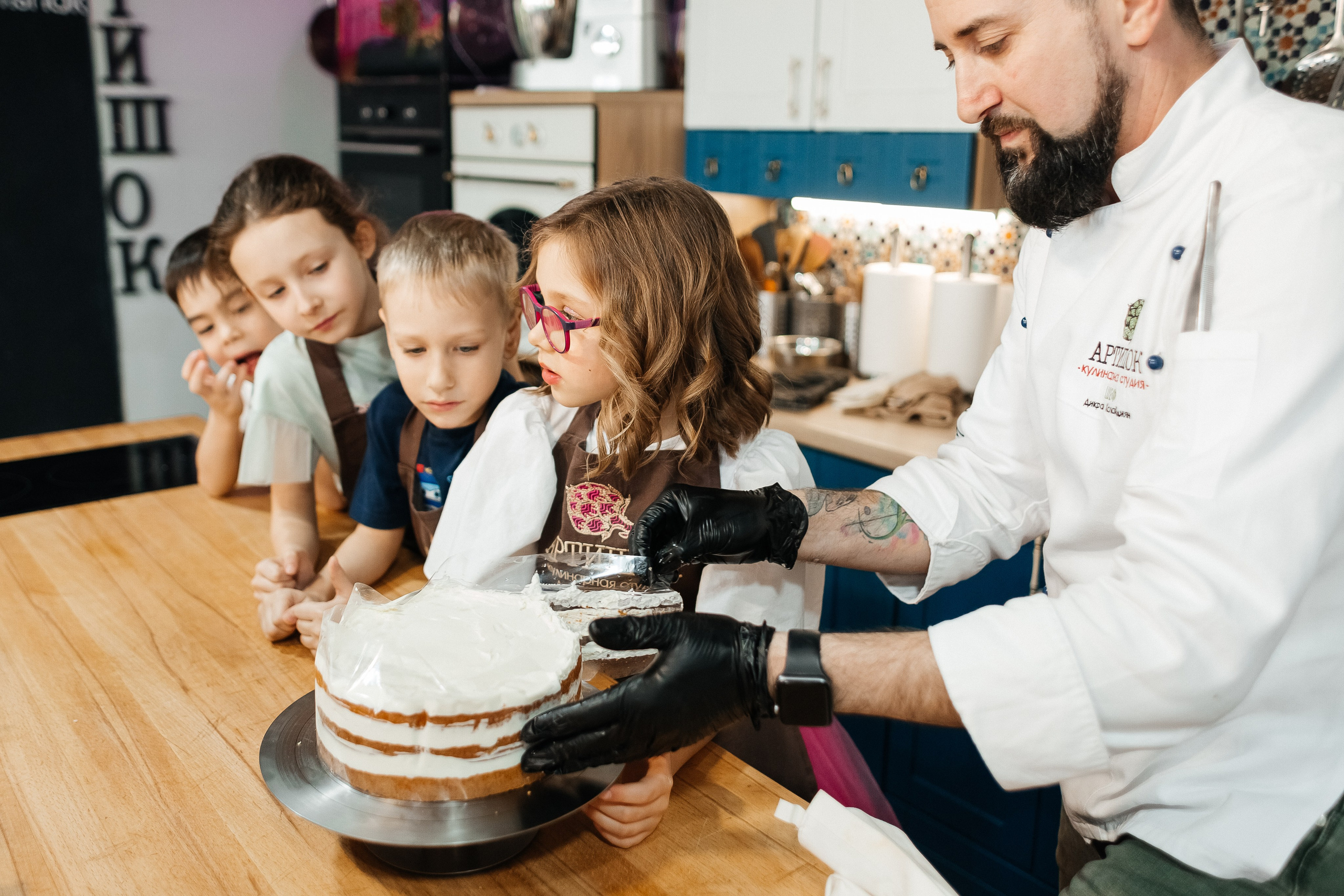 Детский мастер-класс в «АРТиШОК». Фотограф Кемерово | Сергей