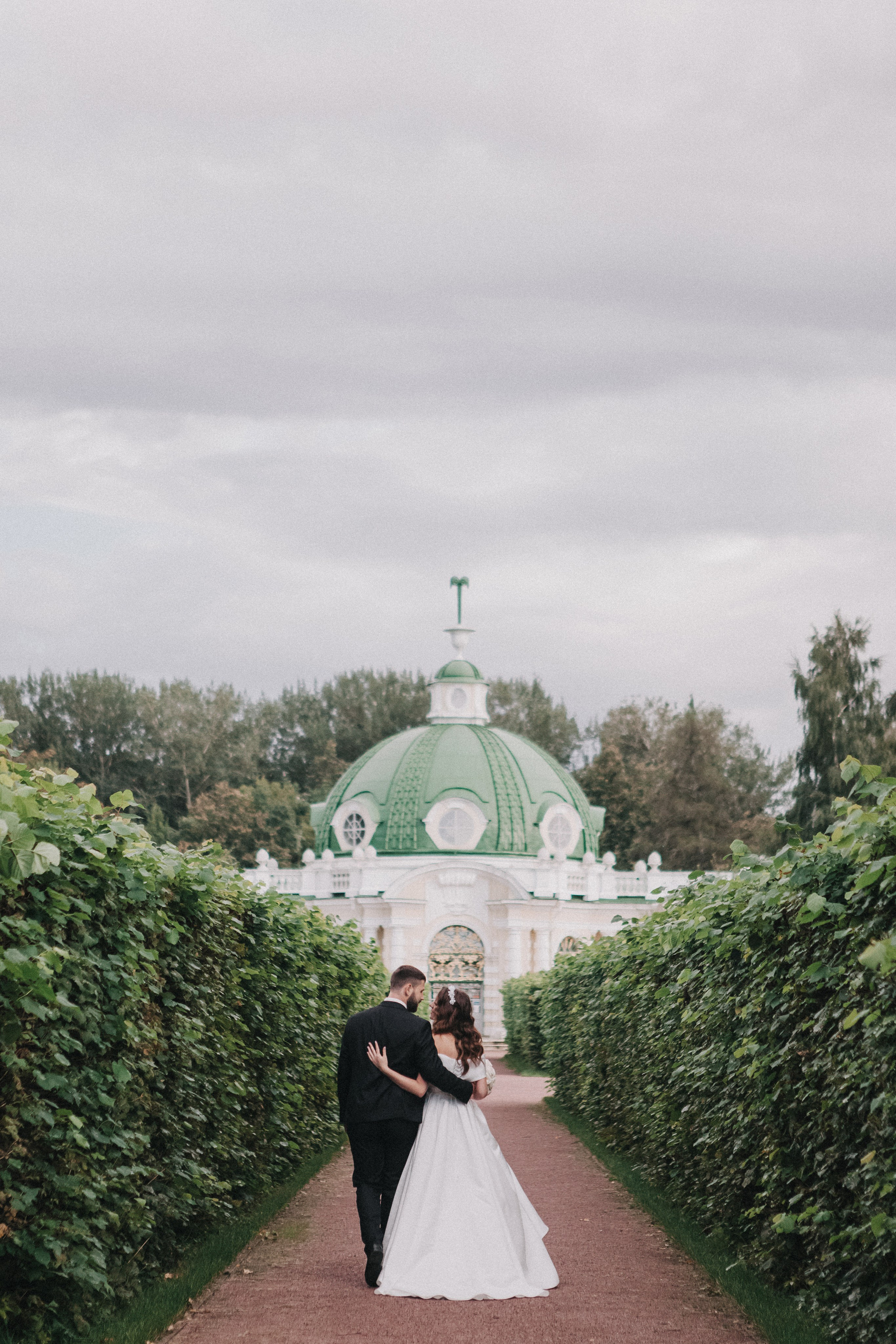 Места для свадебной прогулки Москва. Свадебное фото и видео Москва Кристина Музыка