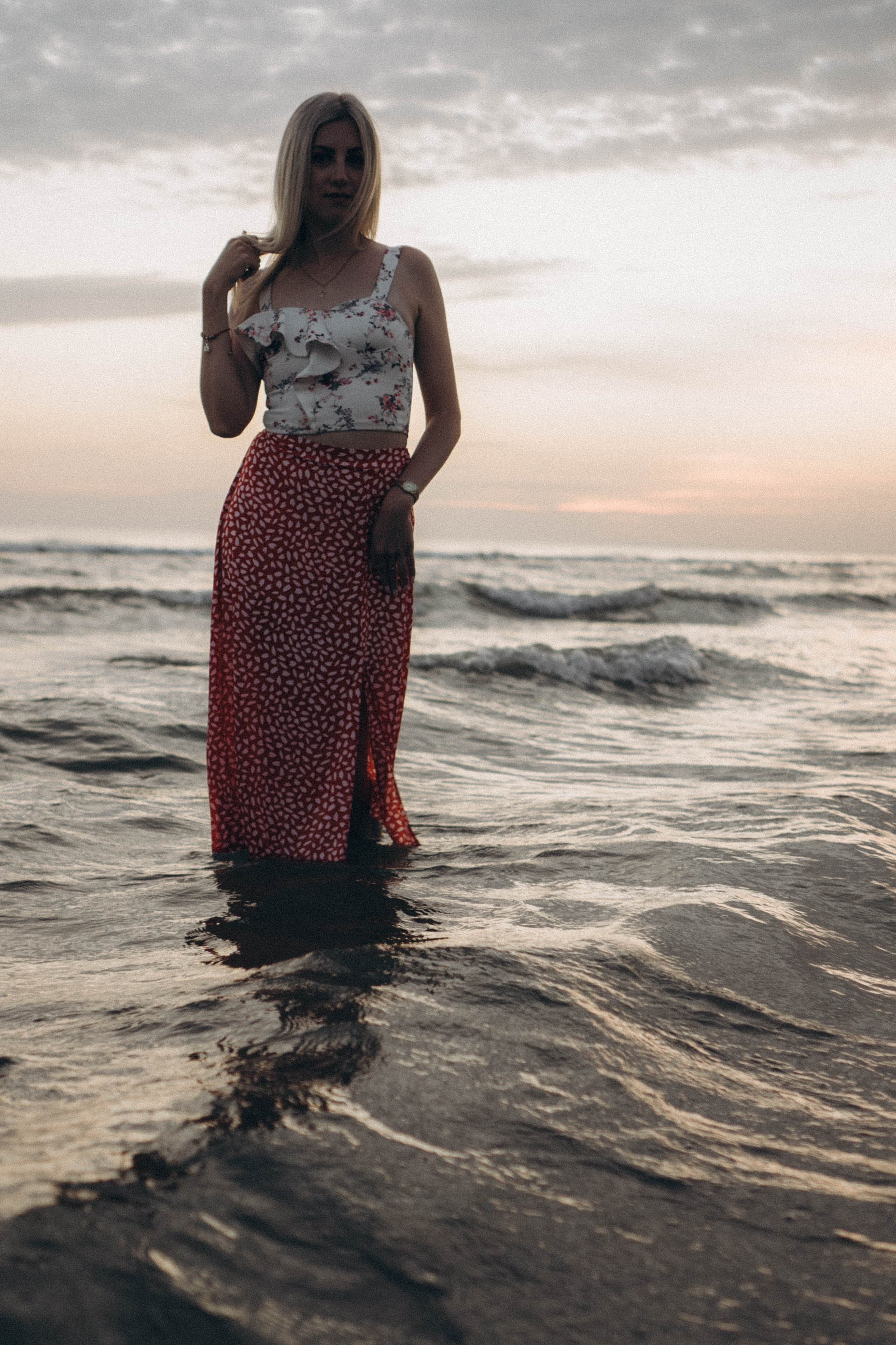 Июльский вечер на берегу черного моря. Профессиональный фотограф, Санкт-Петербург — Виктория Богомолова