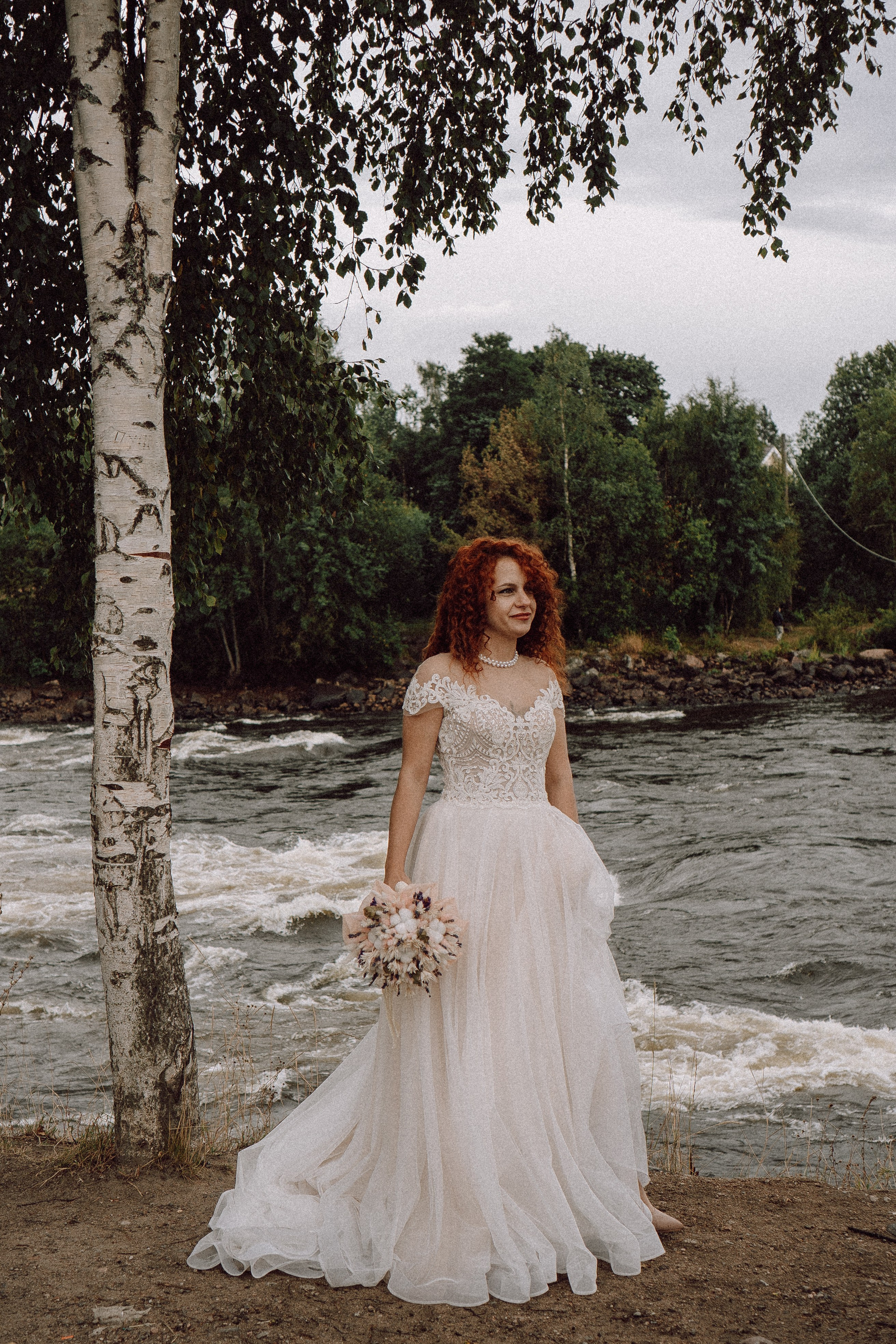 СВАДЕБНАЯ ФОТОСЕССИИЯ ПАРЫ В ГОРОДЕ ПРИОЗЕРСК В СОСНОВОМ ЛЕСУ И С ПИКАПОМ. Профессиональный фотограф, Санкт-Петербург — Виктория Богомолова
