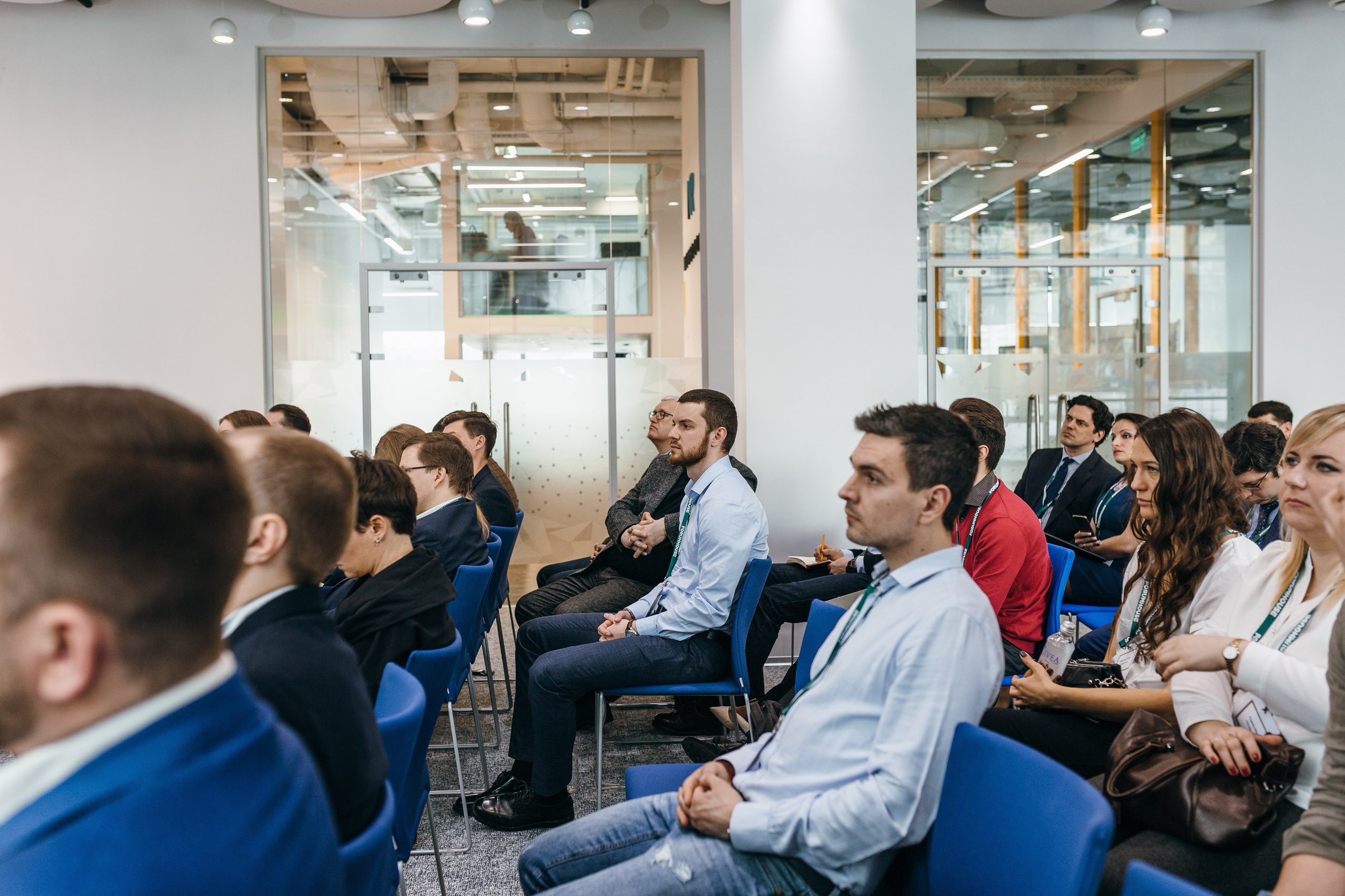 Фотограф на конференции в Москве, заказать услуги профессиональной фотосъёмки — Цены, стоимость услуг фотосъёмки конференций