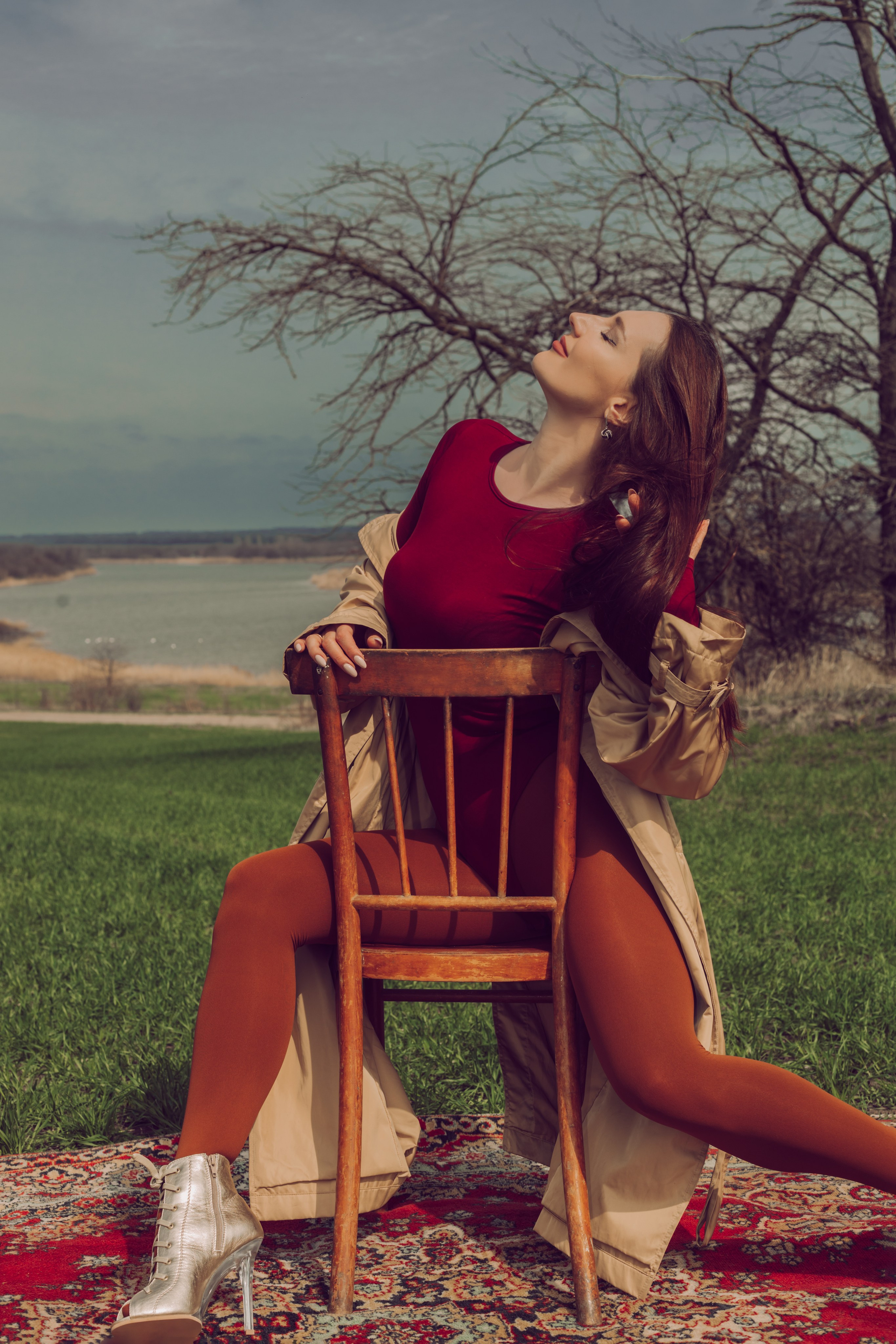 Фотосессия в поле с ковром. Свадебный и семейный фотограф в Краснодарском крае Мария Данилкина