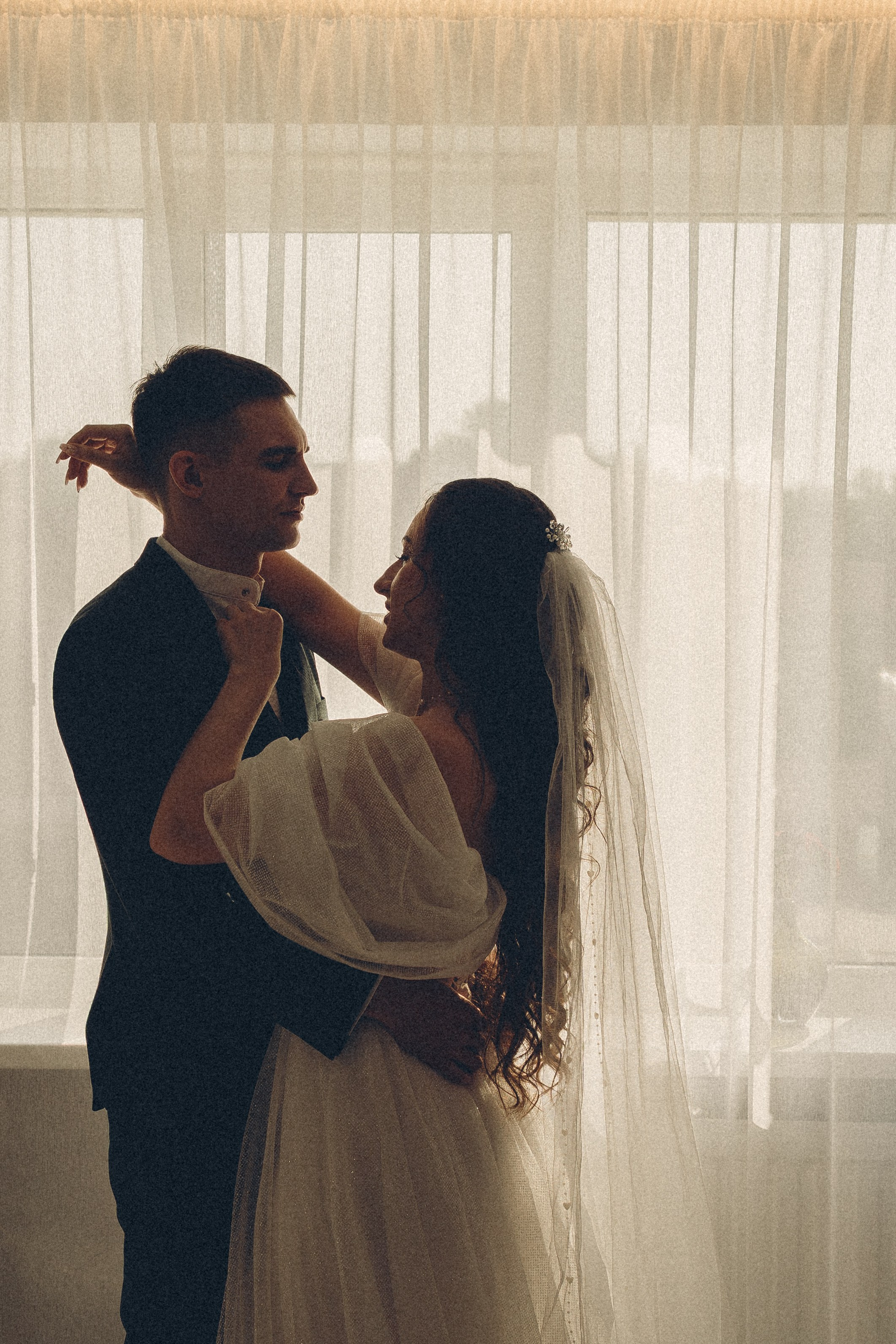 СВАДЕБНАЯ СЬЕМК В ПАРКЕ 300-ЛЕТИЯ. Профессиональный фотограф, Санкт-Петербург — Виктория Богомолова