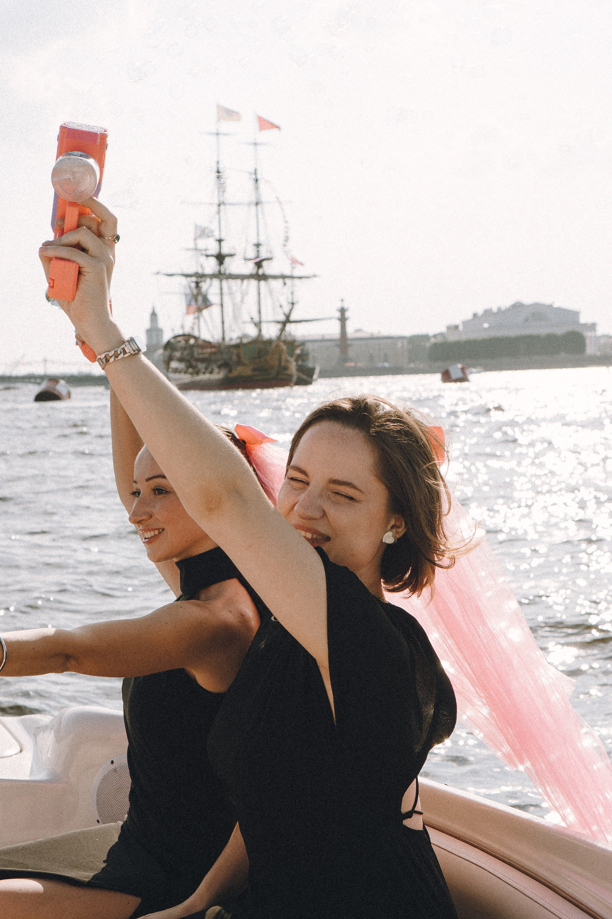 ДЕВИЧНИК НА КАТЕРЕ. Профессиональный фотограф, Санкт-Петербург — Виктория Богомолова