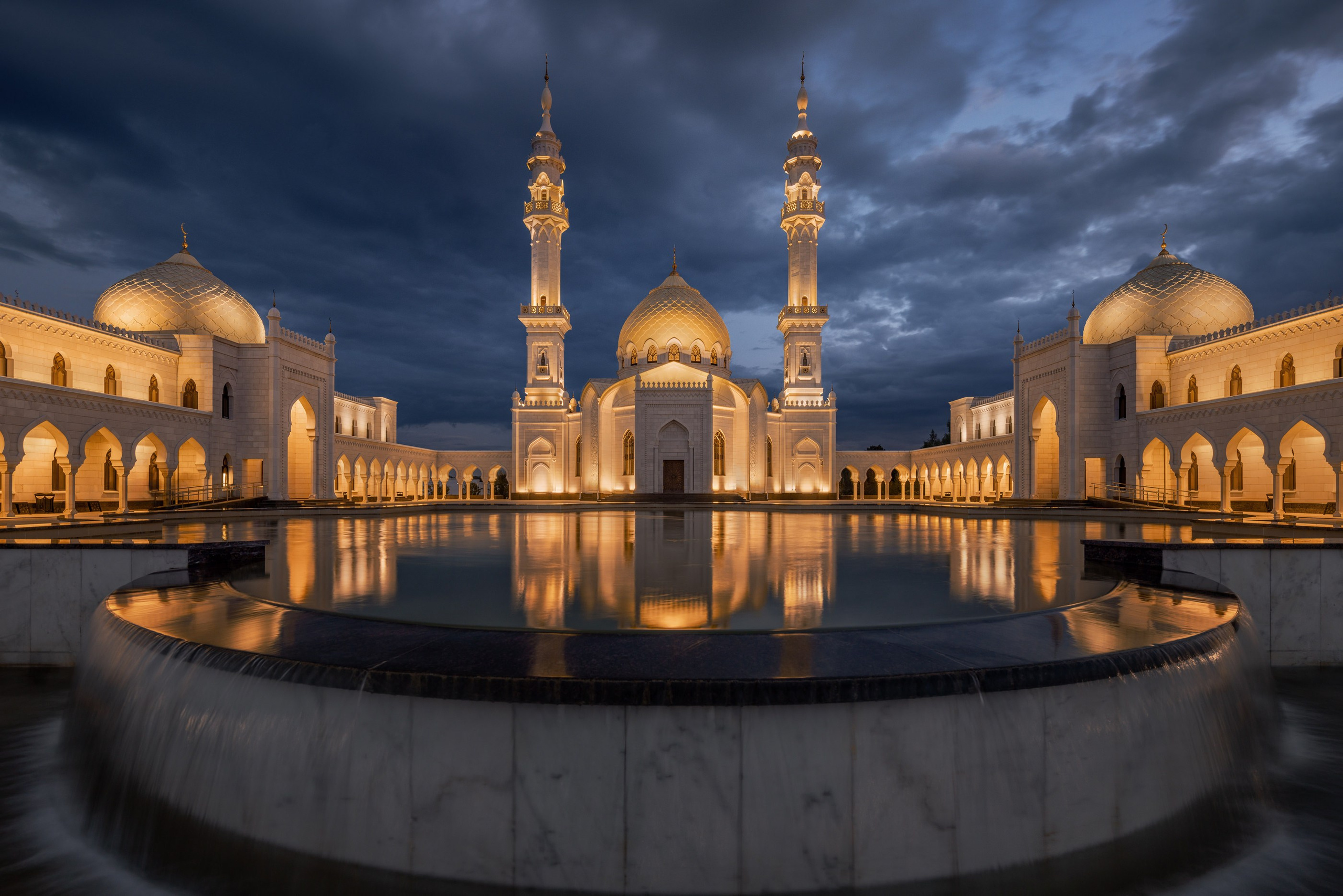 City and architectural portfolio of photographer Vadim Sherbakov. Vadim Sherbakov Portfolio