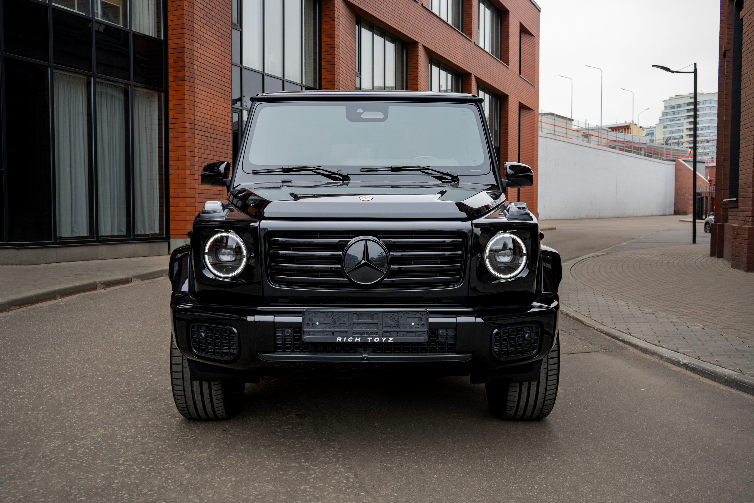 Mercedes-Benz G63