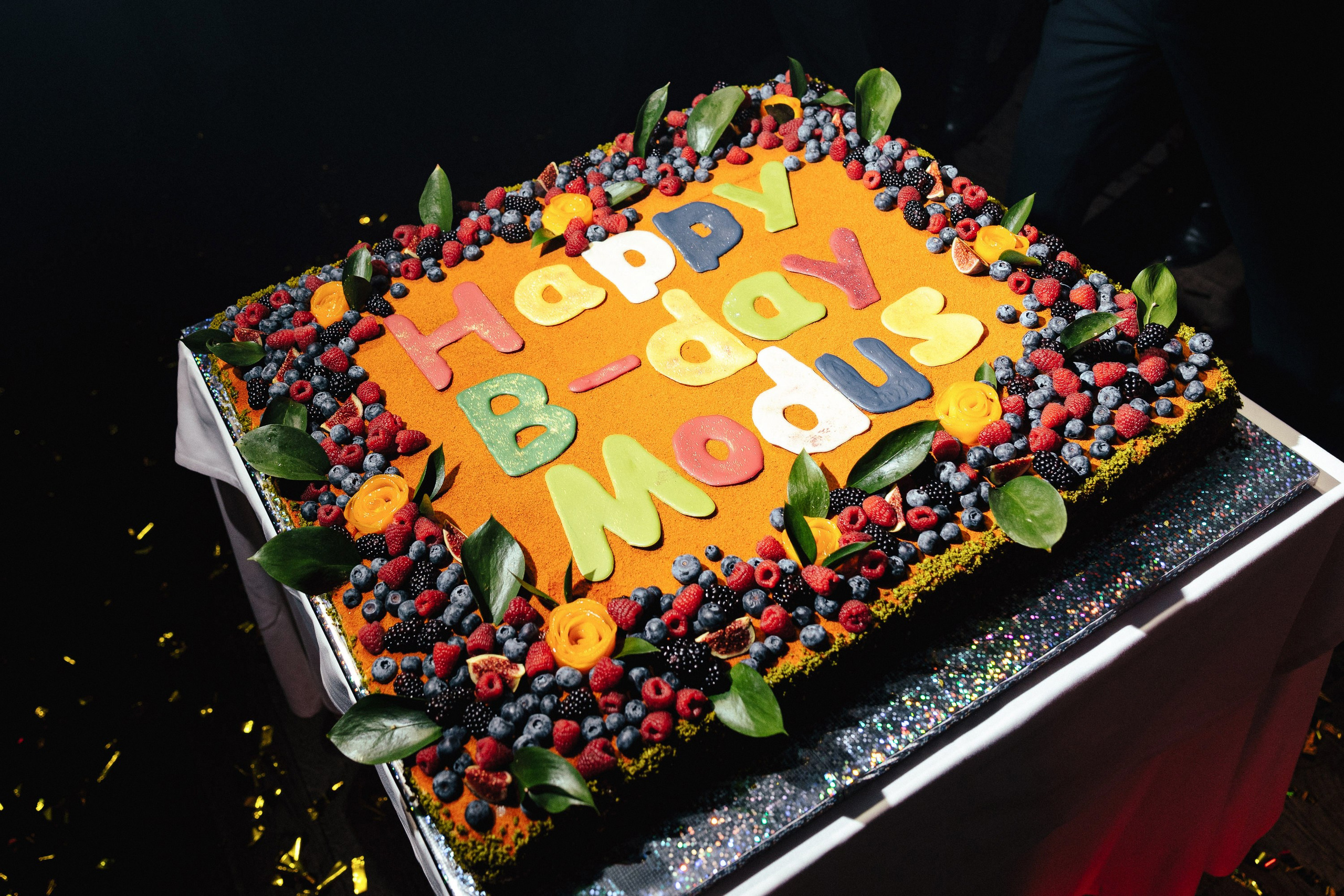 Modus BirthDay. Светский, Репортажный, Свадебный фотограф в Москве — Михалевский Артём