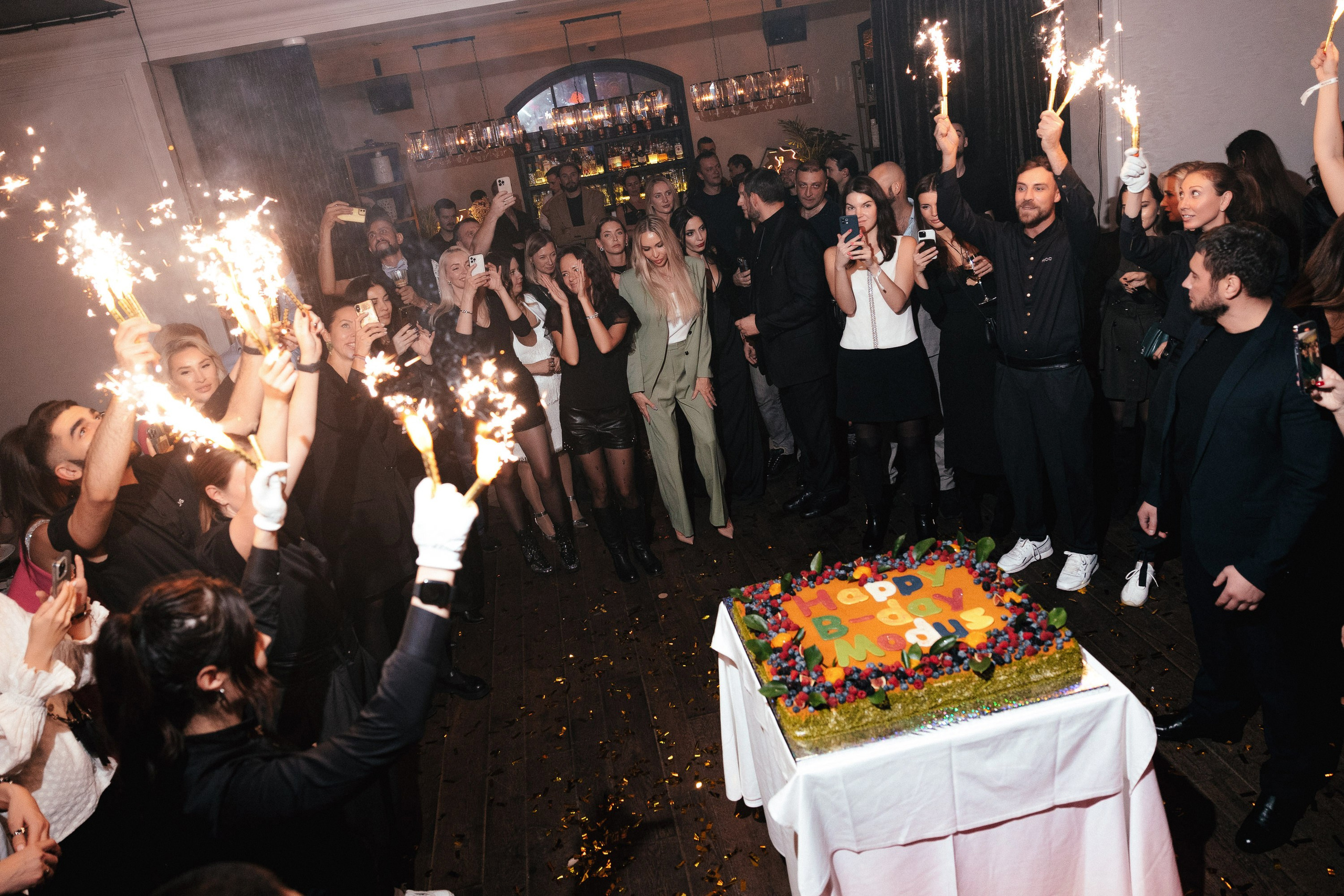 Modus BirthDay. Светский, Репортажный, Свадебный фотограф в Москве — Михалевский Артём