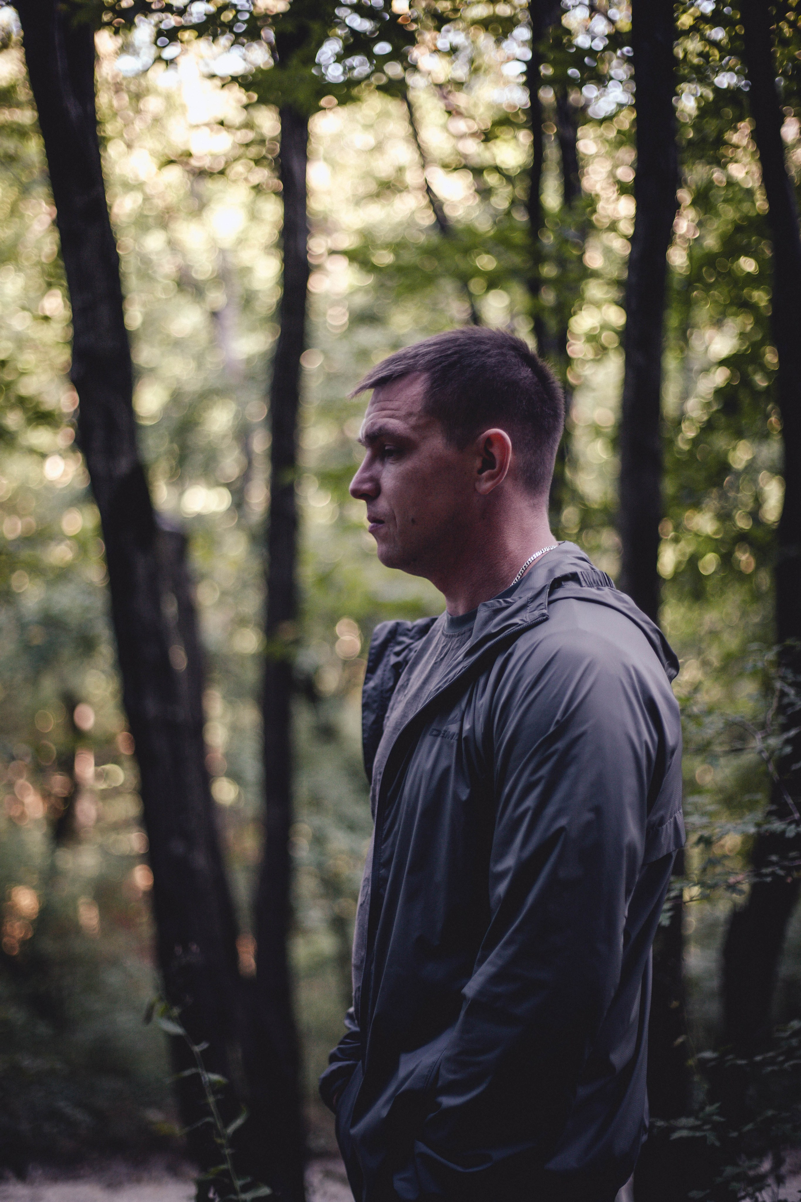 Клип. Уличный фотограф Города N