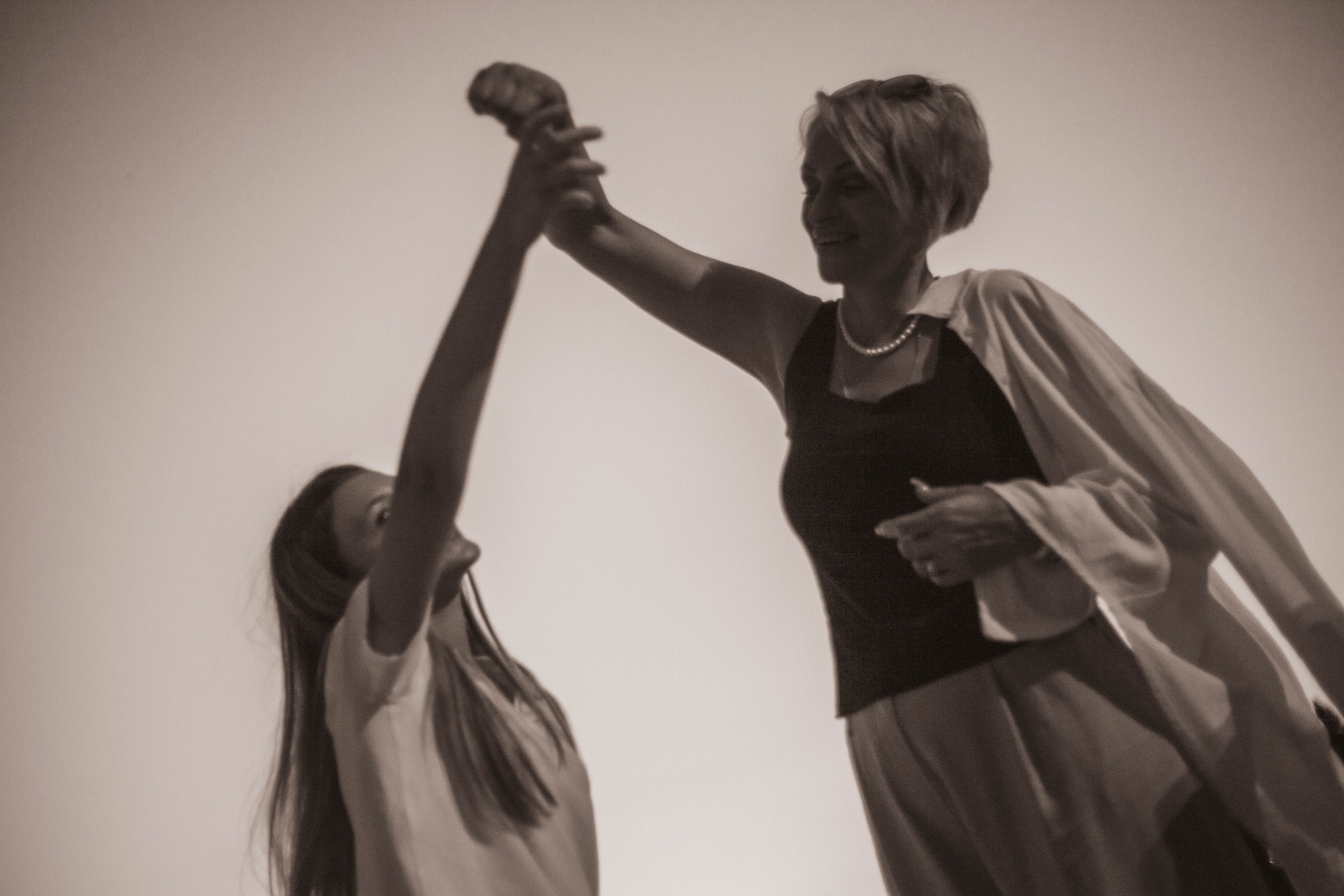 Абрау. Уличный фотограф Города N