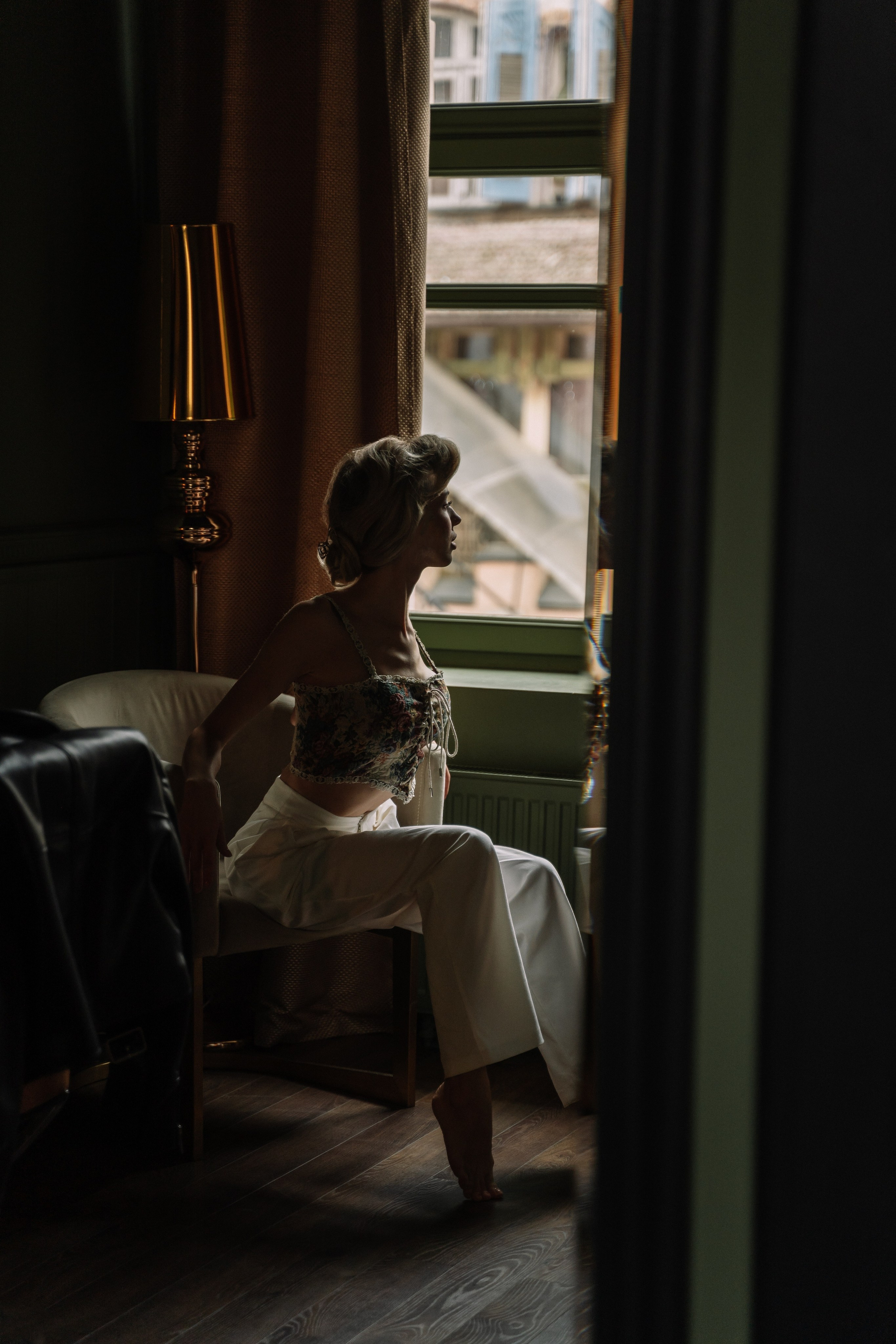 Будуарная история в отеле. Портретный фотограф в Москве