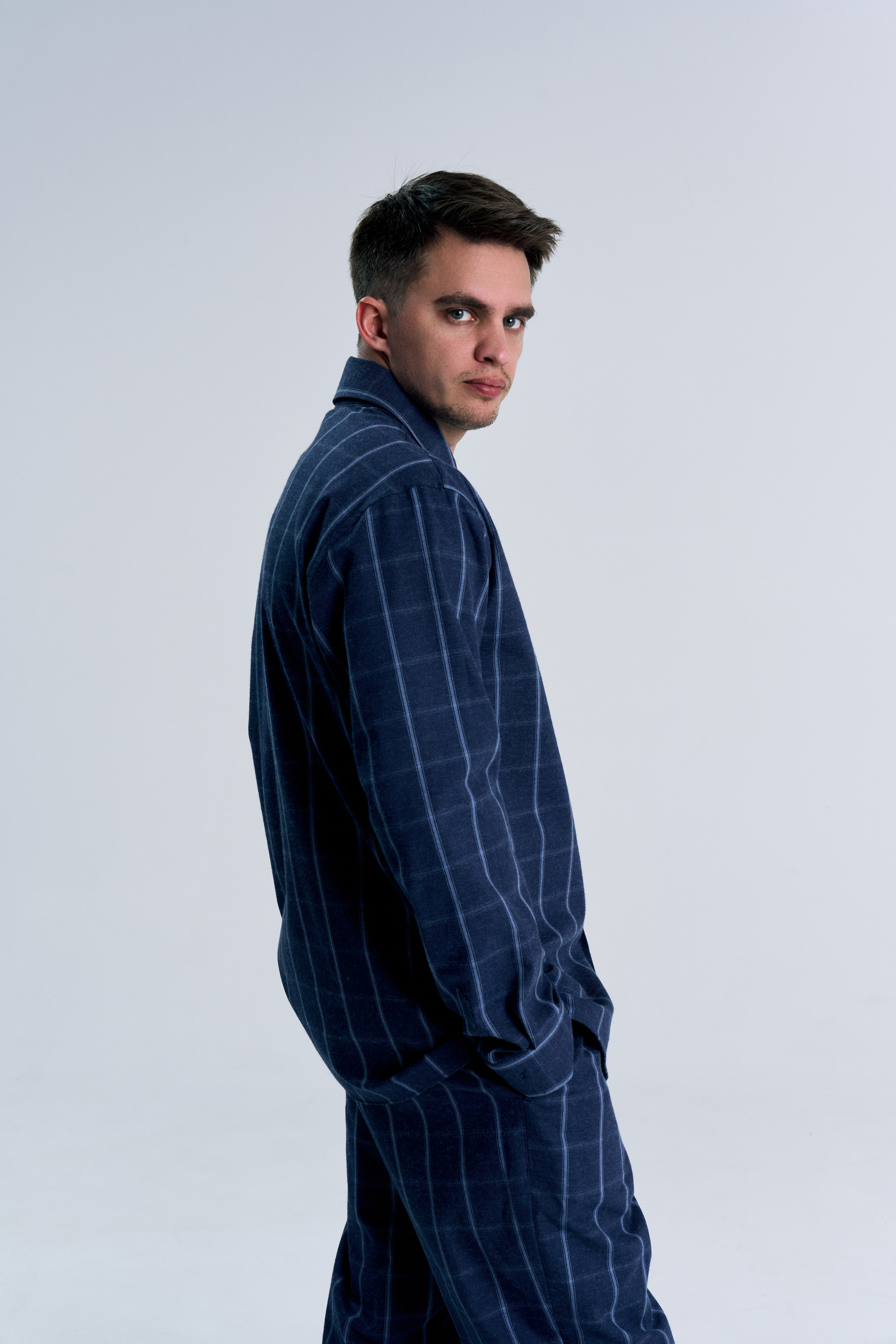 Студийная для бренда. Иван Упоров — фотограф, рилсмейкер чебоксары