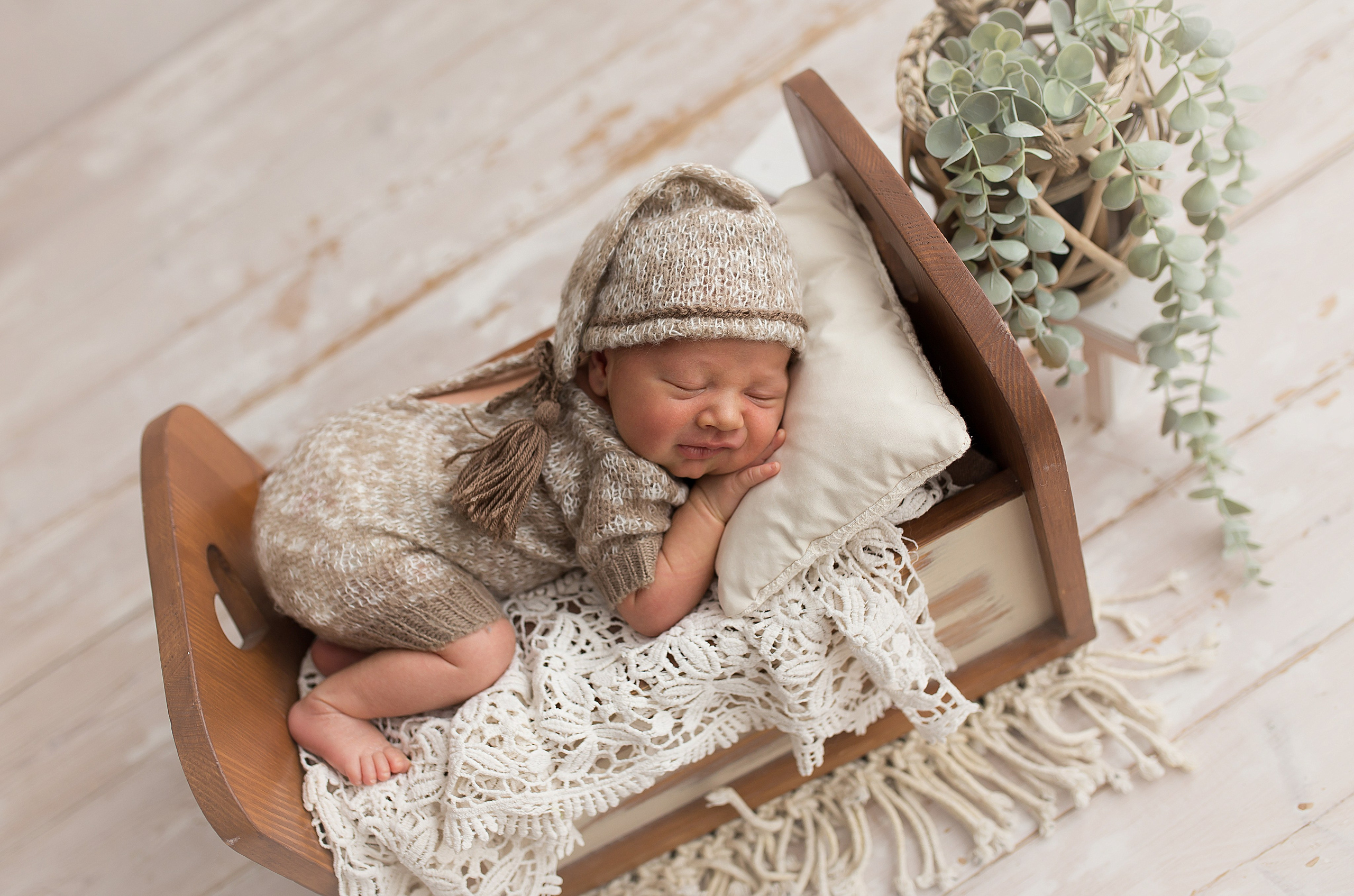 Фотосессия новорождённого. Фотограф новорождённых малышей и детский фотограф В Казани Лана Максим