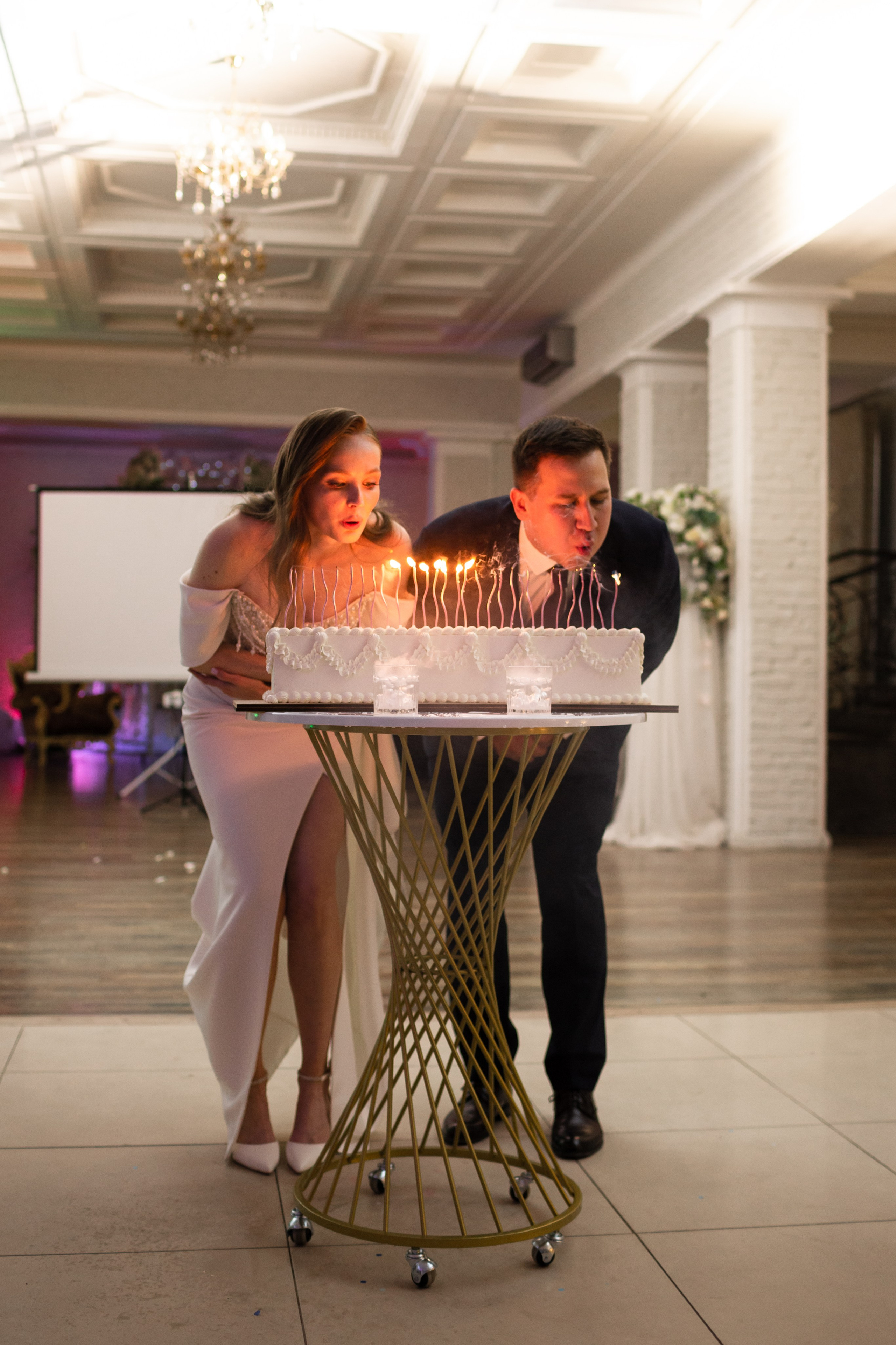 Свадьба в Петербурге в сентябре. Свадебный фотограф Кирилл Белый