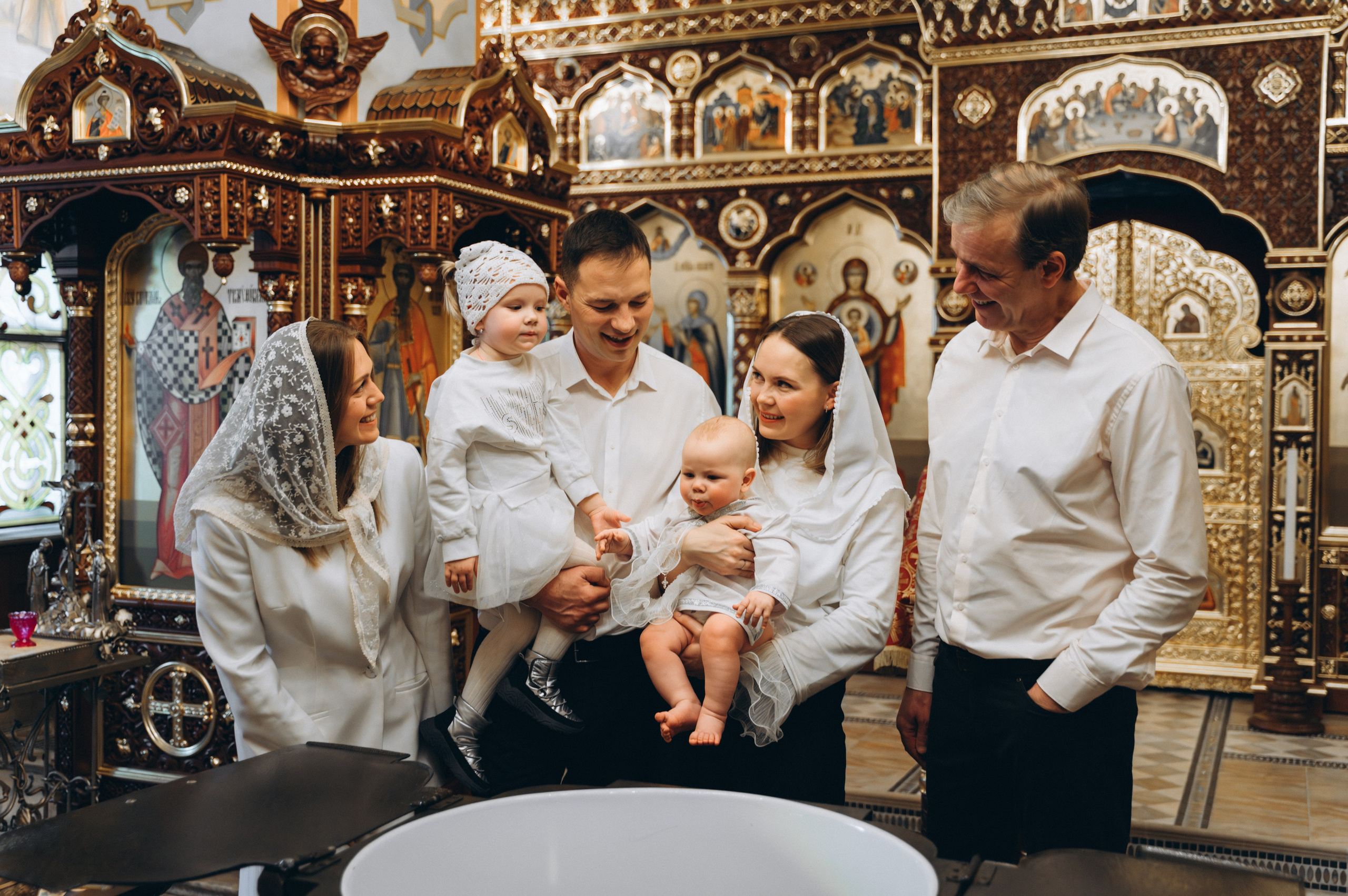 Крещение Фёдора (Храм Всех Святых) криптовый. Семейный фотограф в Минске Дарья Дреко