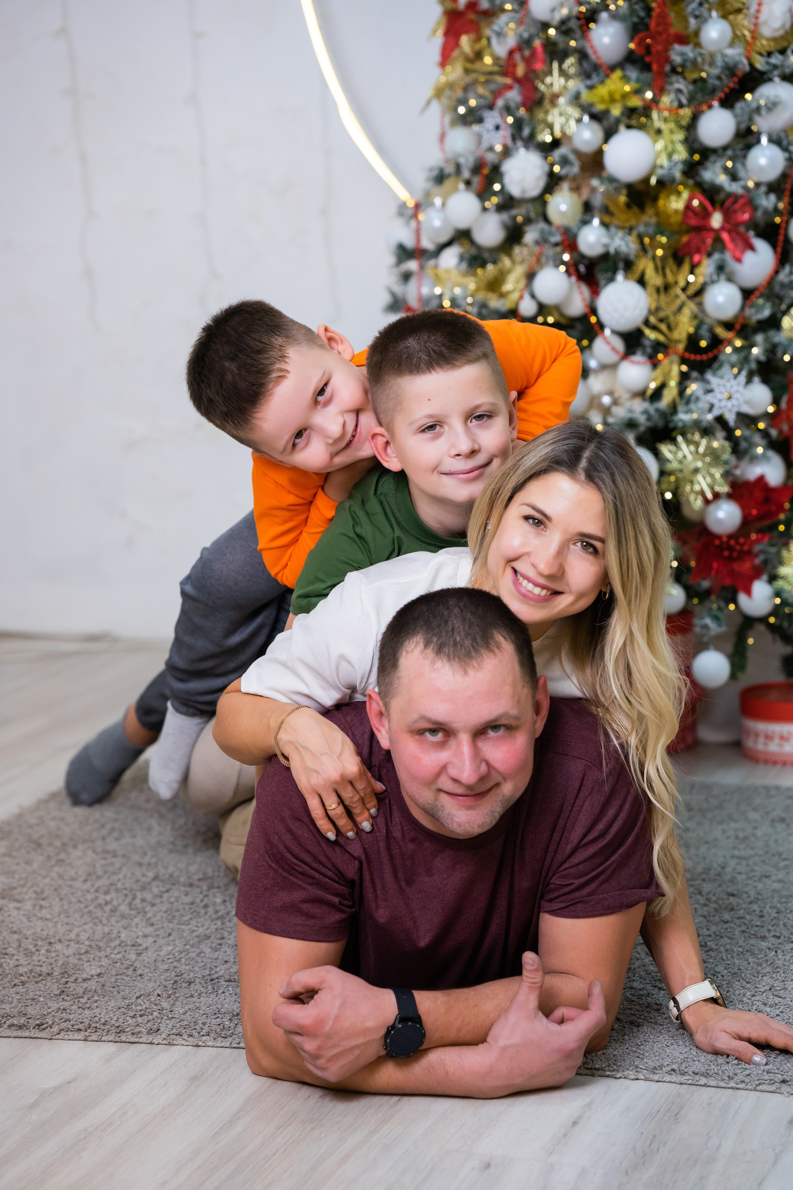 Максим, Виктория, Даня и Миша. Фотограф и Видеограф Алексей Удовиков