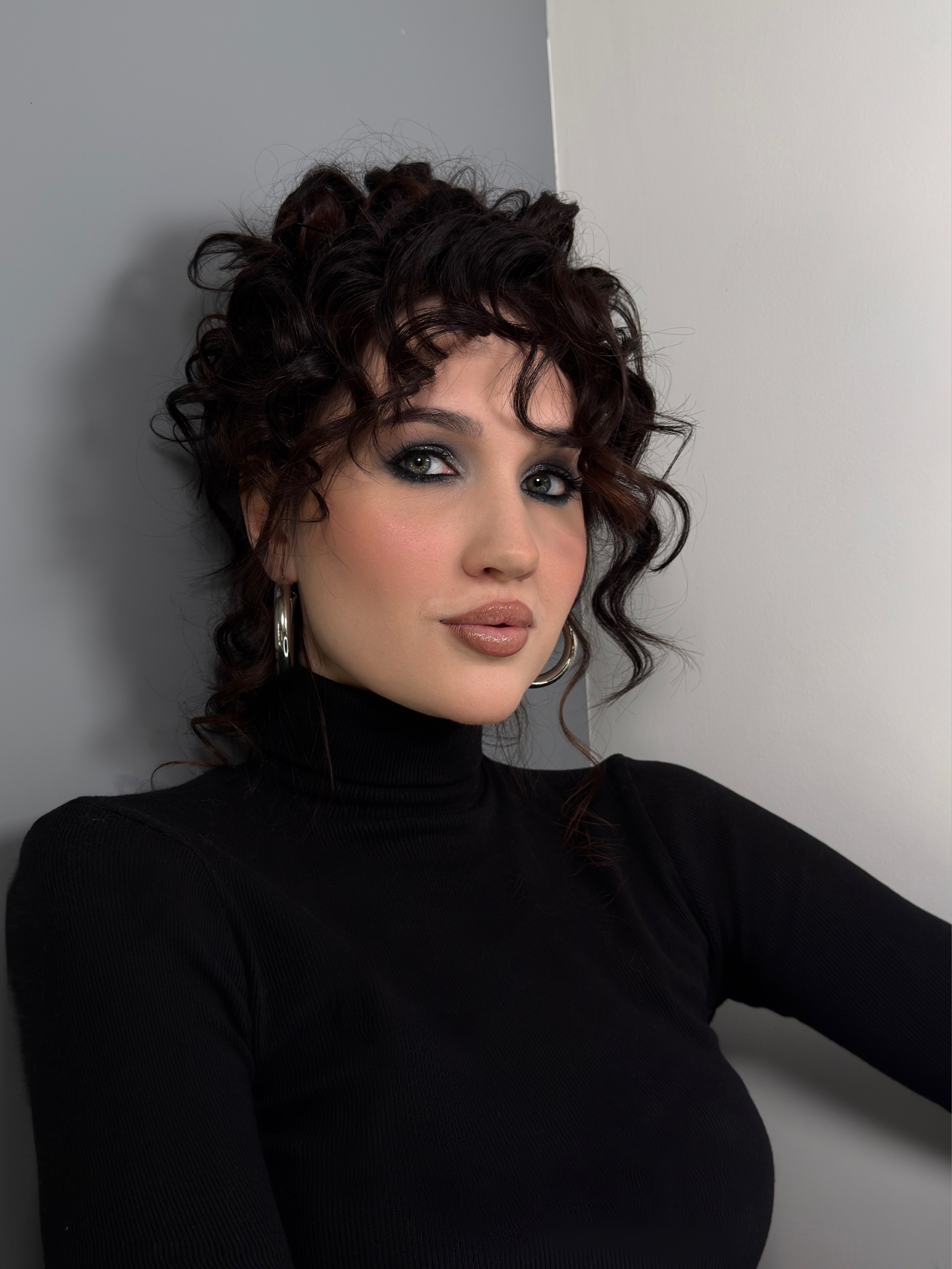 Образы. Студия визажистов, стилистов по прическам, бровистов и мастеров по ресницам