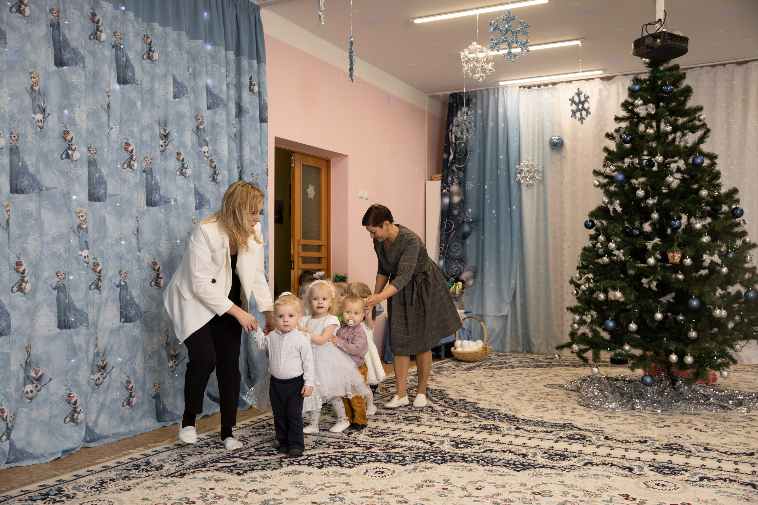 Новогодний утренник Успех. Фотограф в Железнодорожном и Балашихе