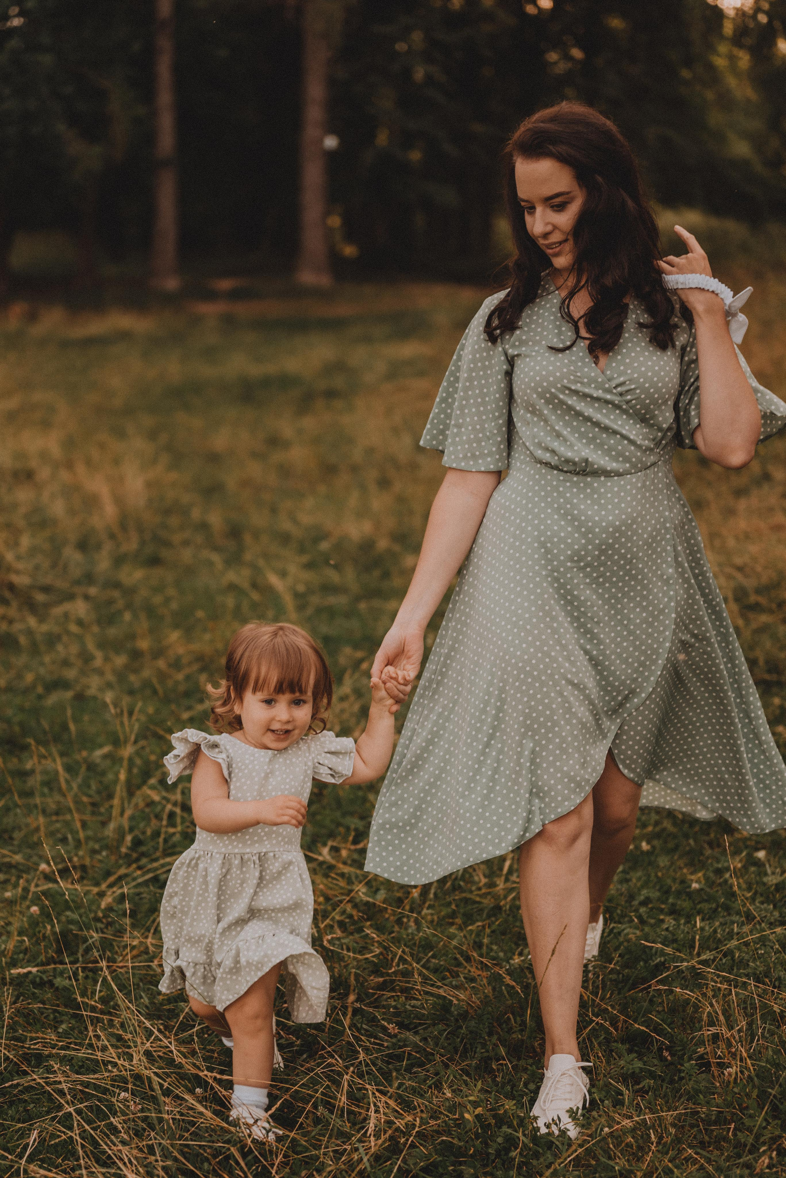 Маленькая Ева с родителями. Фотограф Кристина Пархоменко