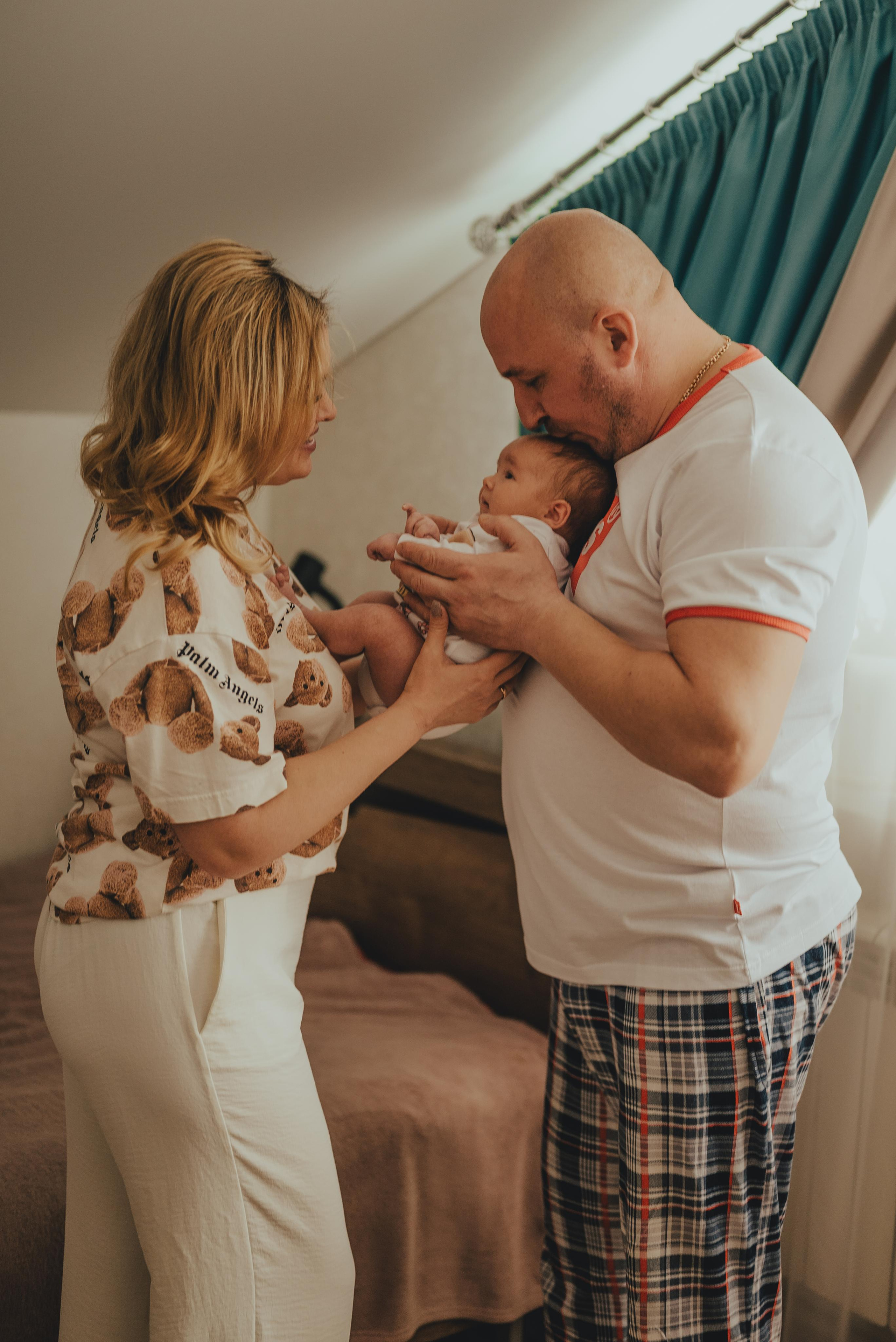 Александр, Надежда и маленькая Саша. Фотограф Кристина Пархоменко