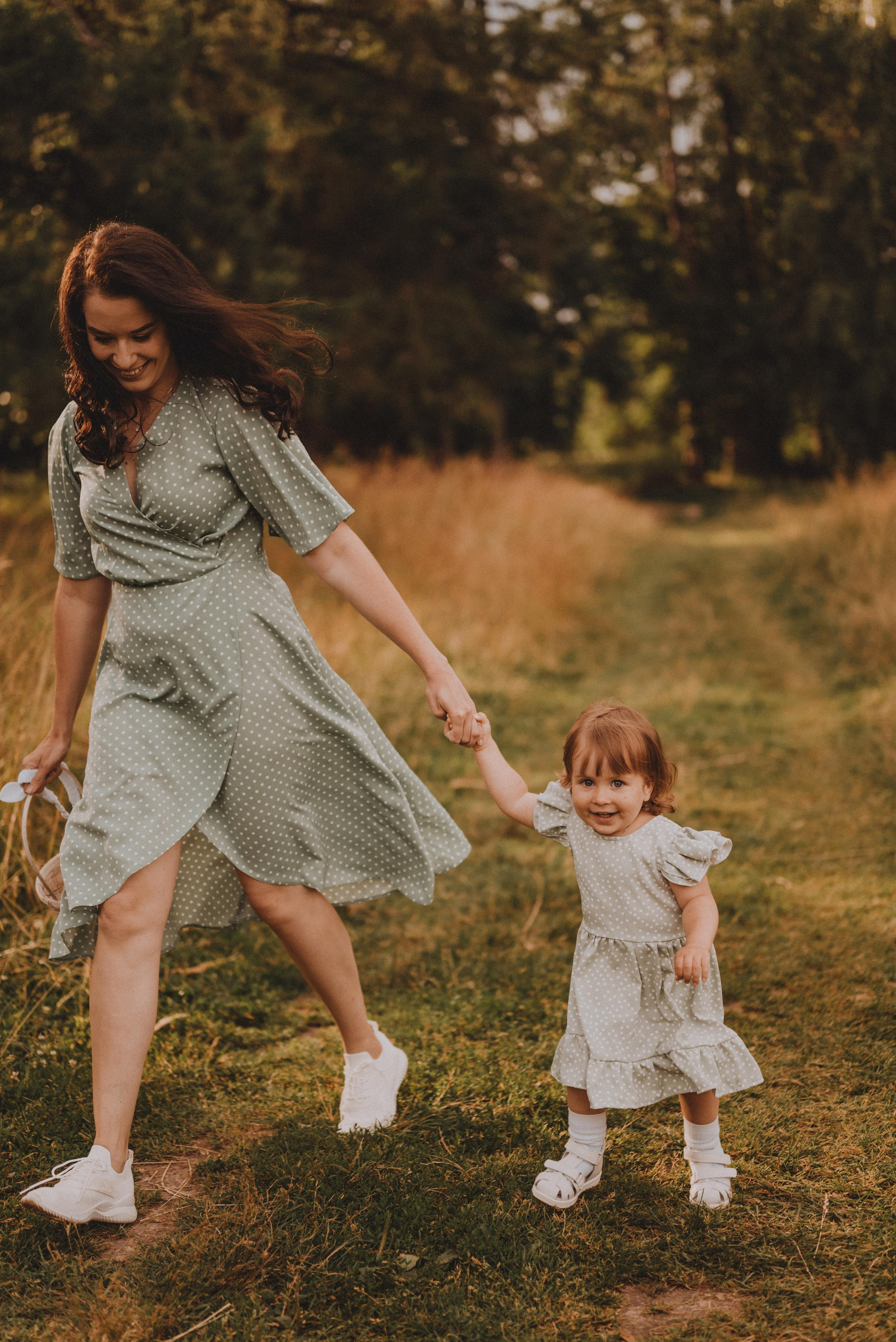 Маленькая Ева с родителями. Фотограф Кристина Пархоменко