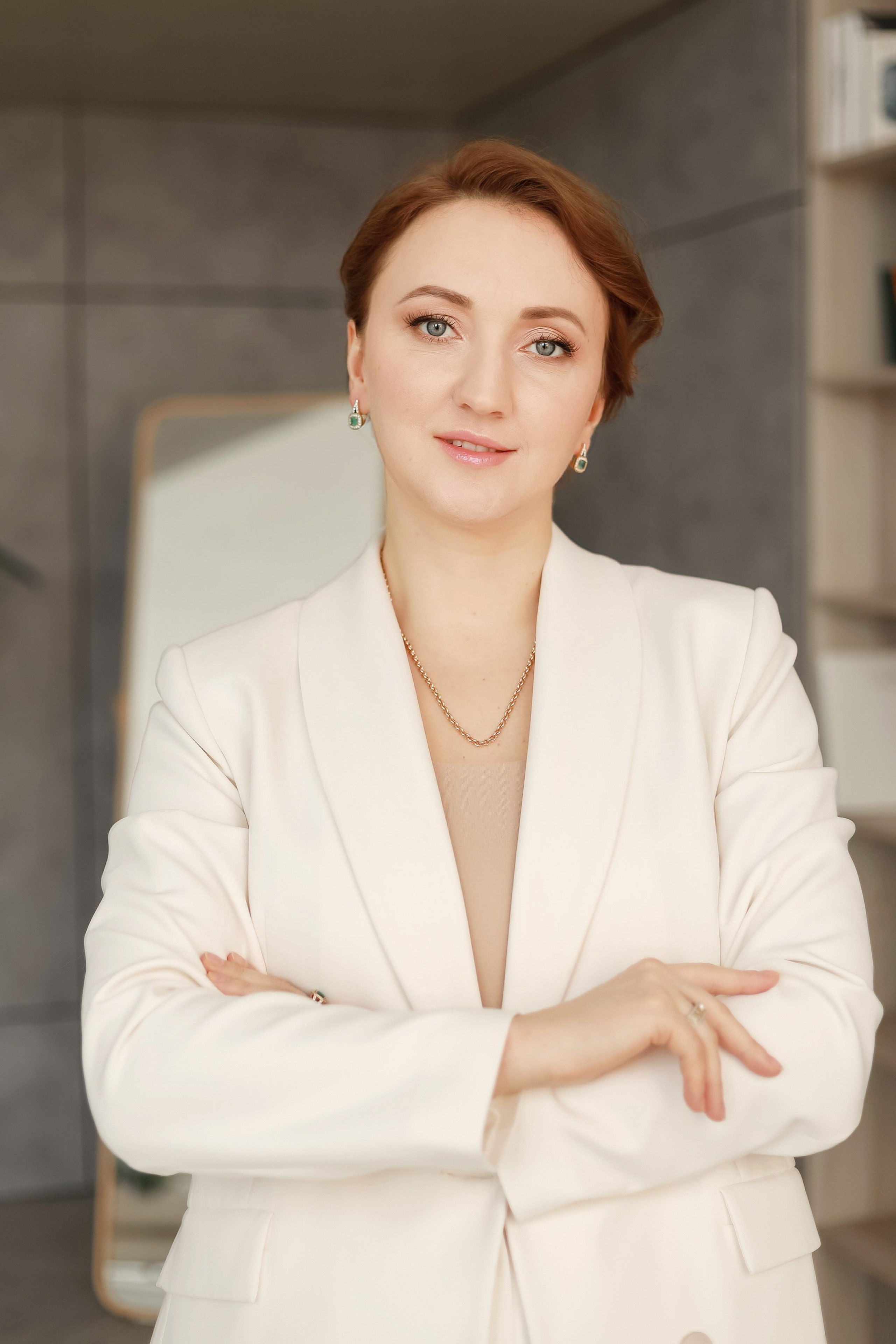 Елена, меценат, директор частной детской школы. Фотограф в Москве Ксения Мокрушина | Brand & Women photographer