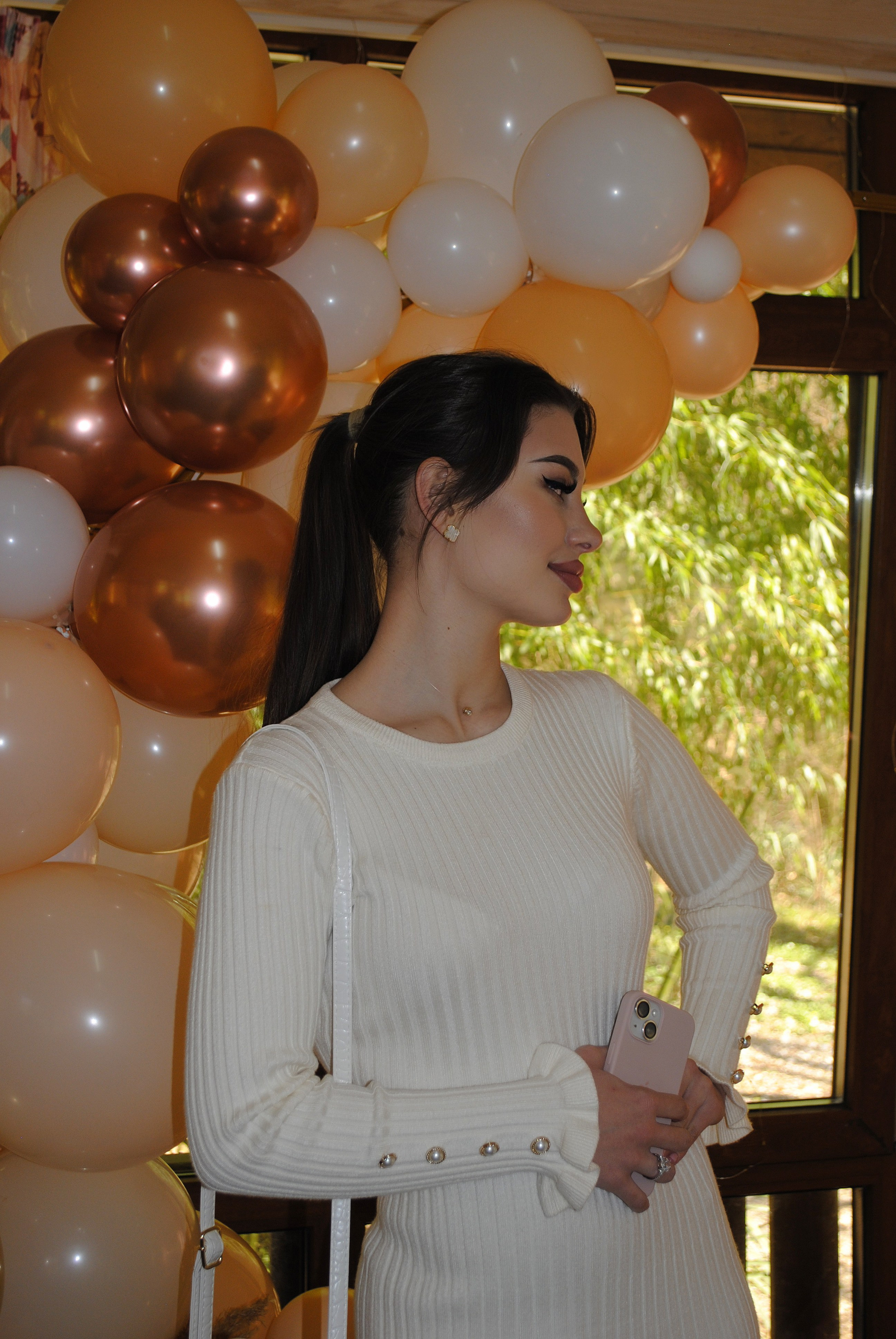 Настя Сьемка в кафе. Фотограф Мария Мусаелян