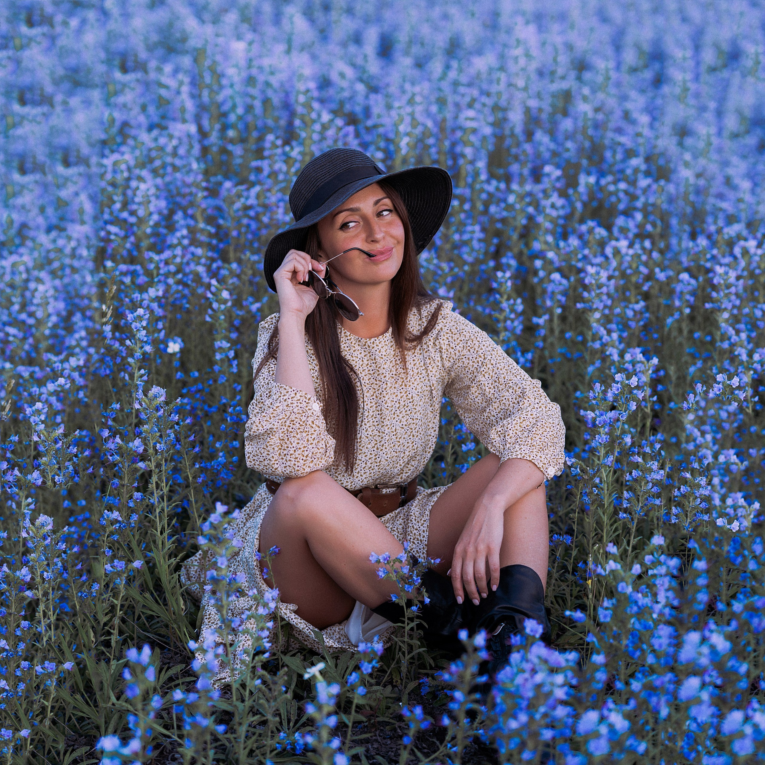 Сквозь цветы. Индивидуальный фотограф в Красноярске