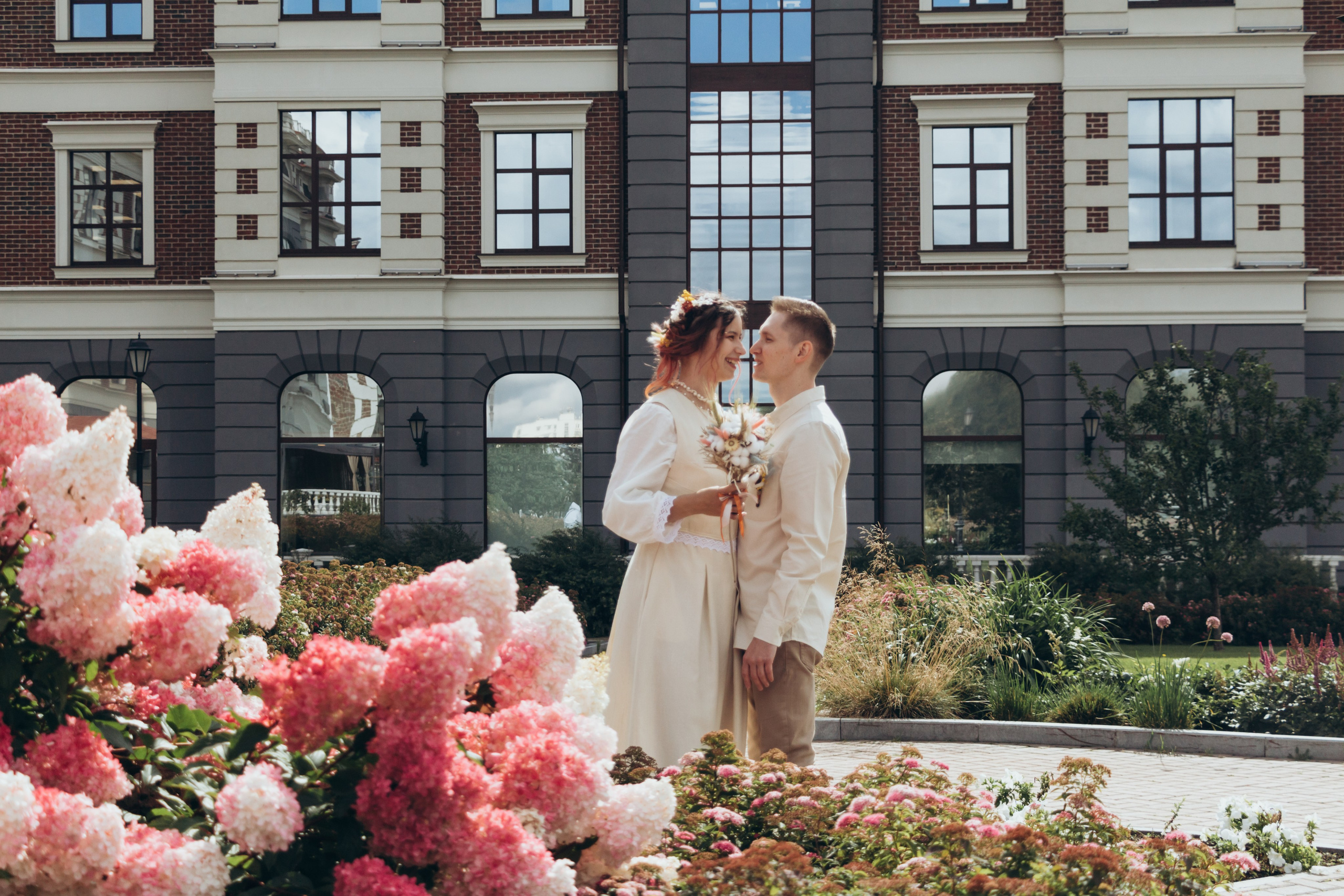 Алексей и Елизавета. Свадебная фотосессия Екатеринбург, прогулка жениха и невесты. Фотограф в Екатеринбурге Пойгина Елена